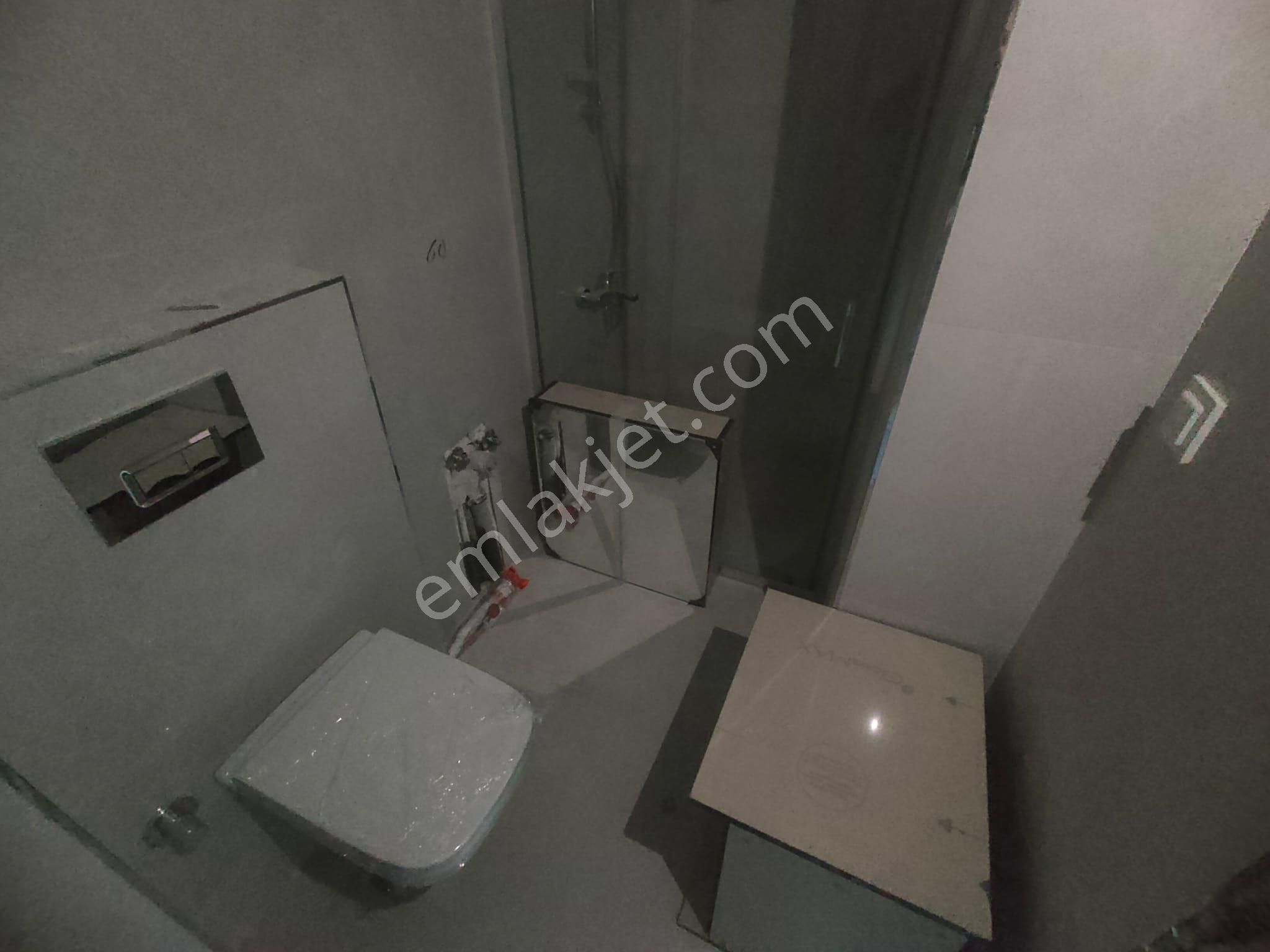 Emlak Dünyasından Küçükyalı Da Satılık 3+1 Ara Kat Daire - Görsel 15