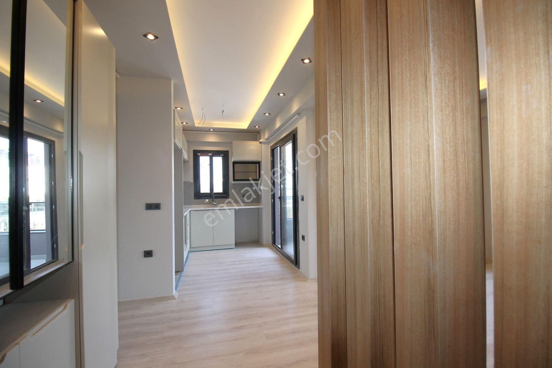 Retro’dan Kuyuluk Mah’de Kaliteli İşçilik Ve Modern Tasarımı İle Buluşan 2+1 - Görsel 2