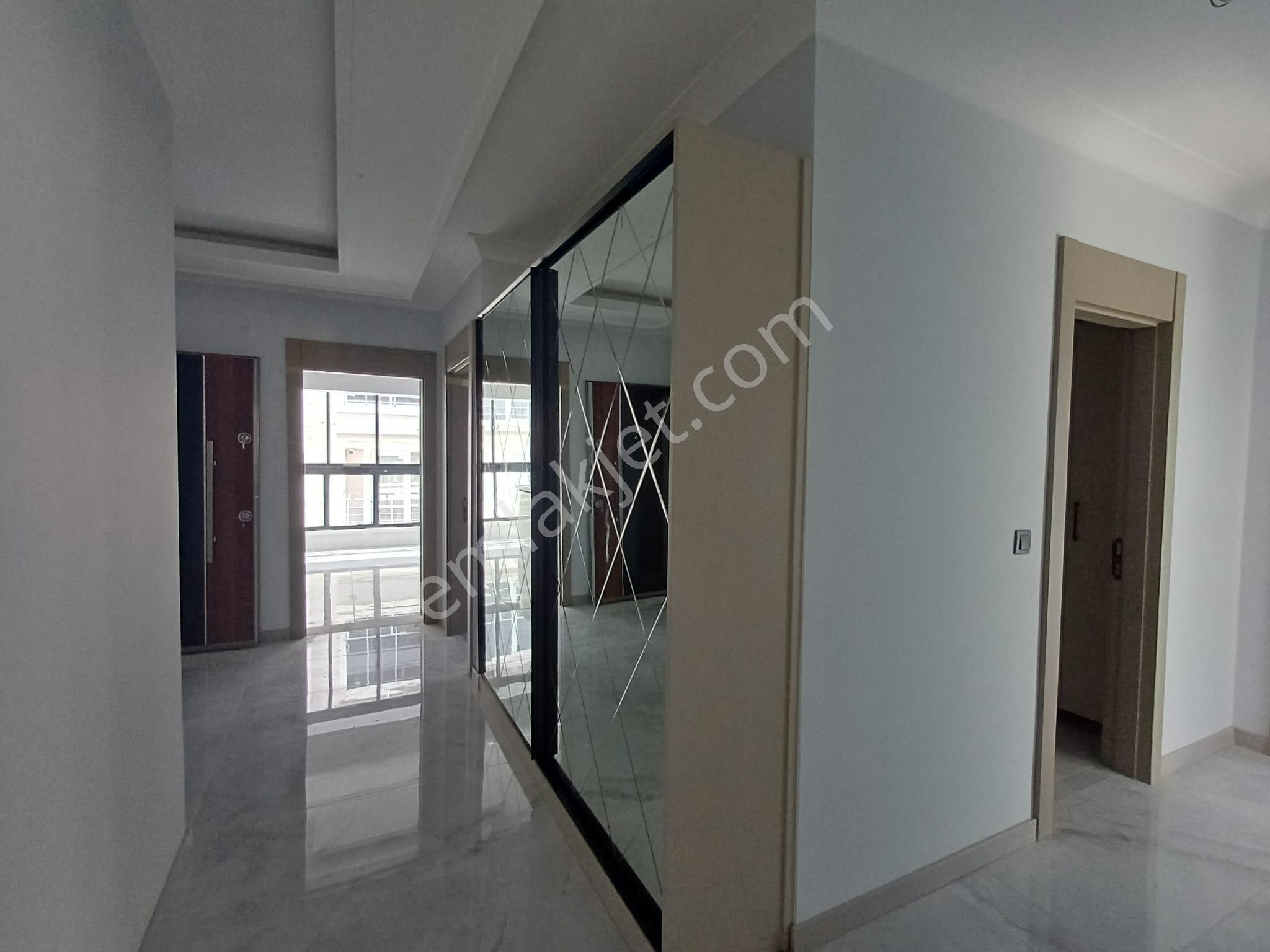 Yükseltepe'de Sıfır Binada Full+full Yapılı 4+1 Daire! - Görsel 16