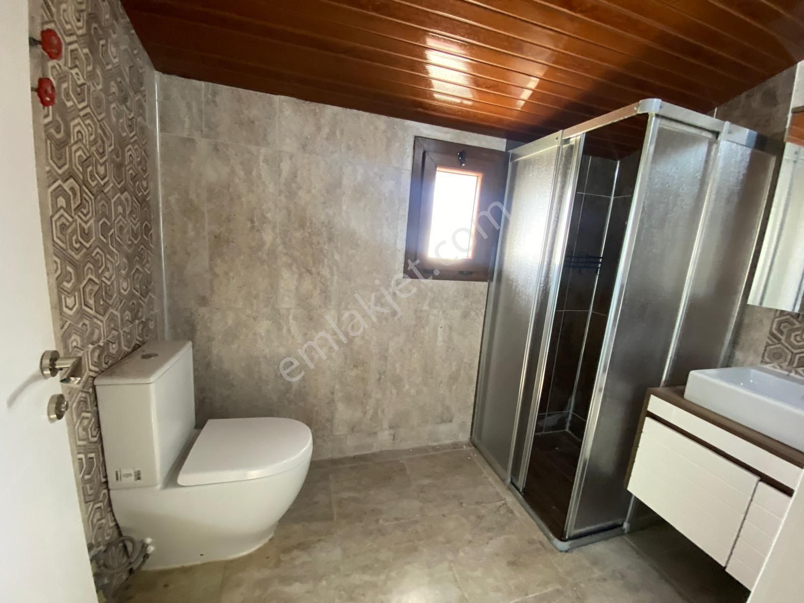 Dikili Salihlerde Şehriyar Villaların Da 7+1 Kiralık - Görsel 34