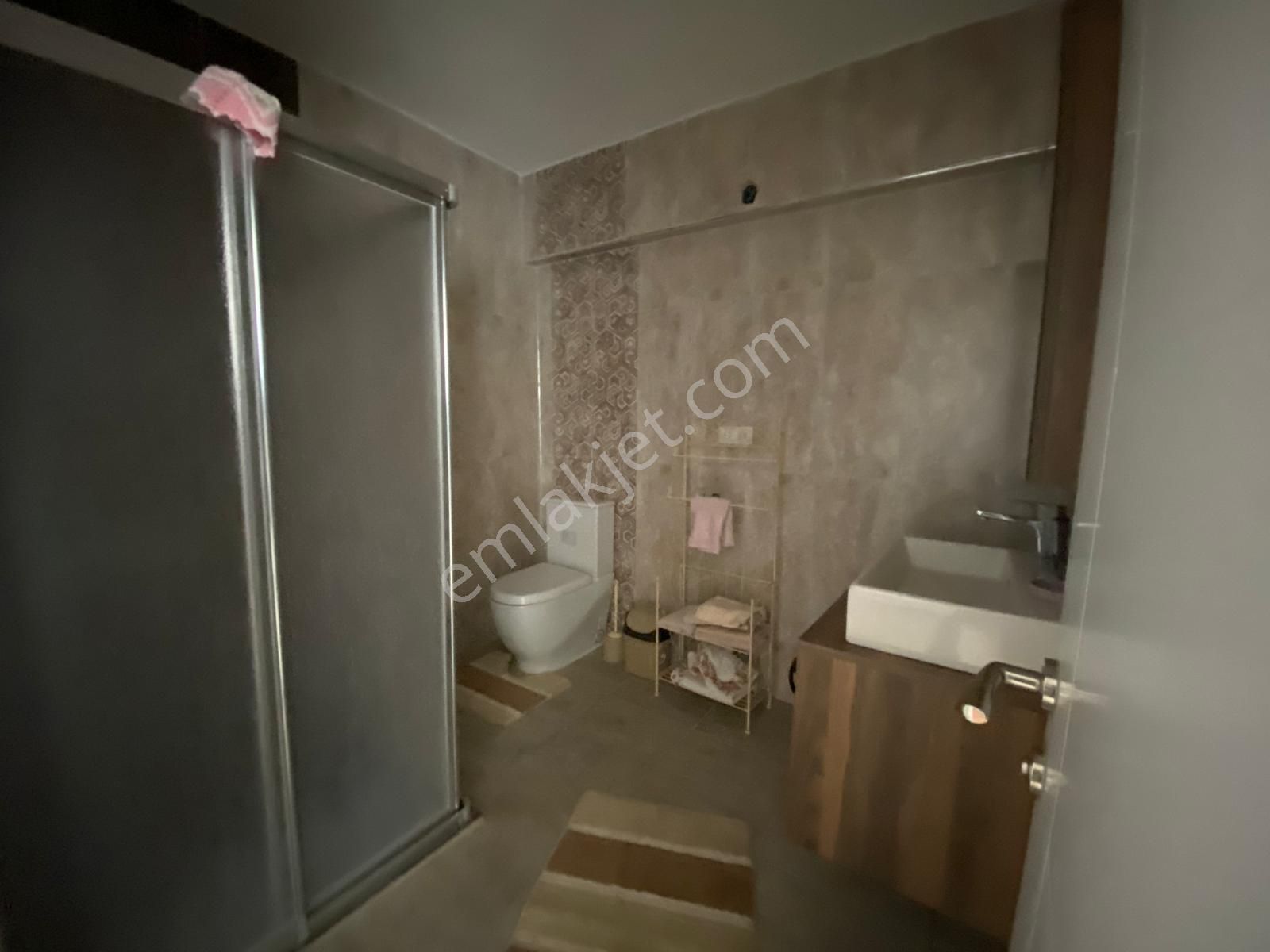 Dikili Salihlerde Şehriyar Villaların Da 7+1 Kiralık - Görsel 13