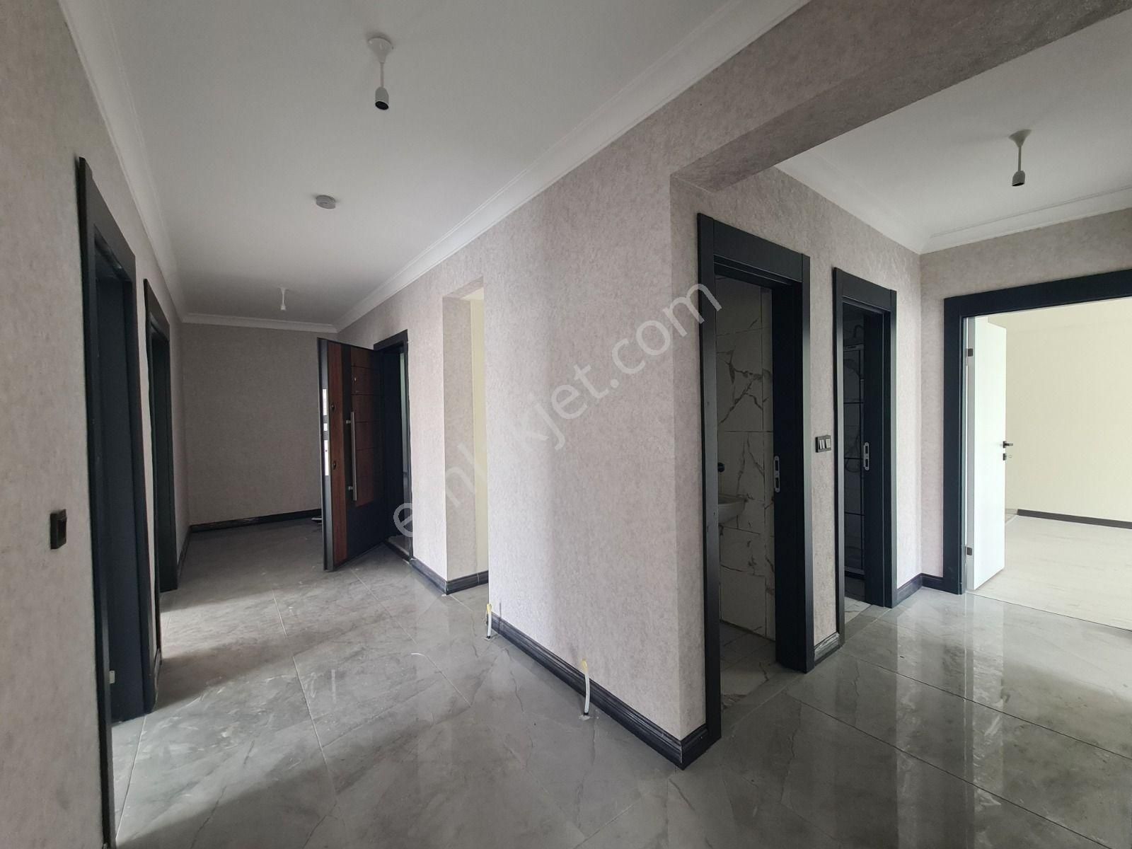 Park Manzaralı 9. Katta Teras Balkon /2 Banyo /sıfır 3+1 - Görsel 11