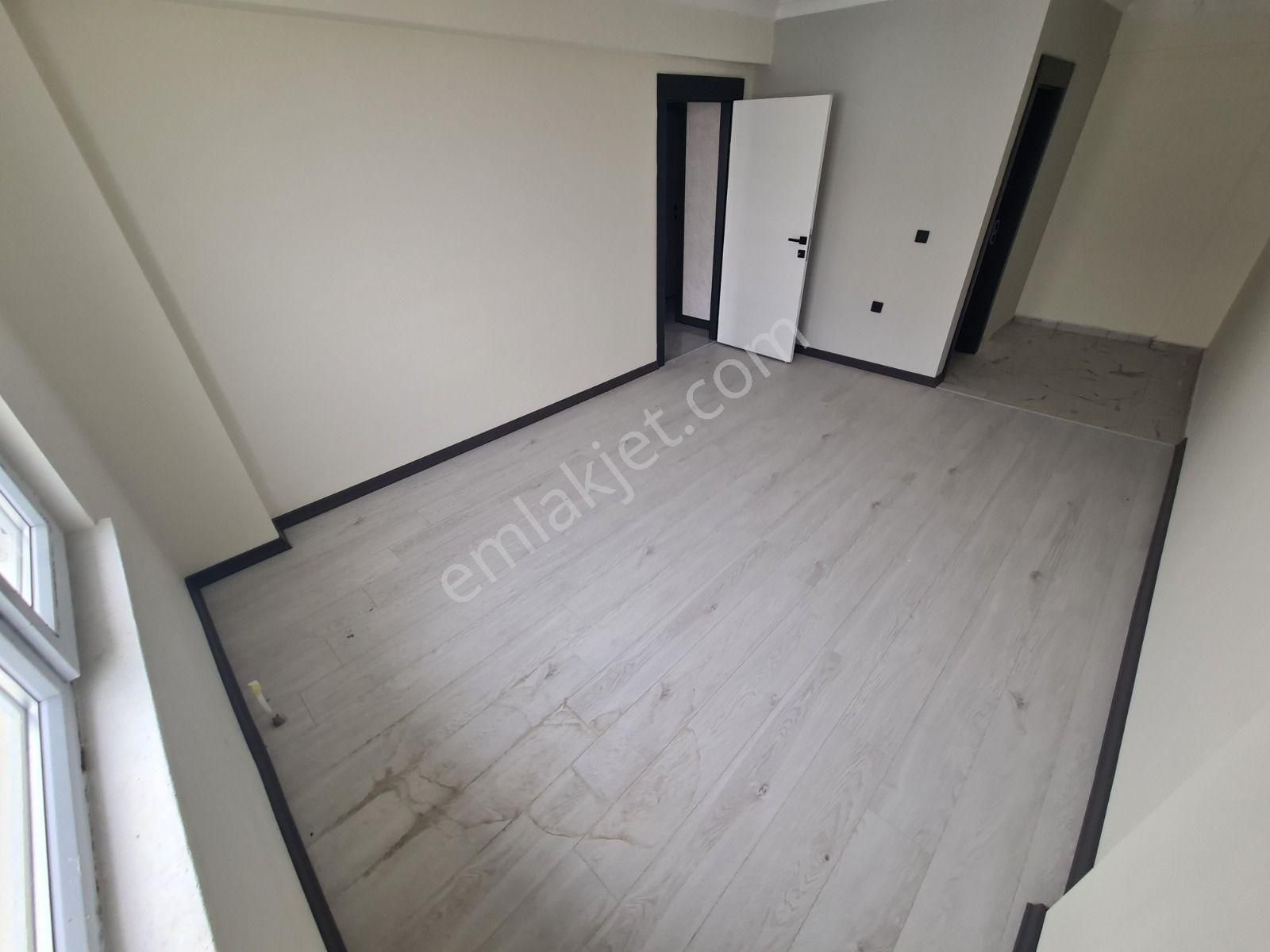 Park Manzaralı 9. Katta Teras Balkon /2 Banyo /sıfır 3+1 - Görsel 28