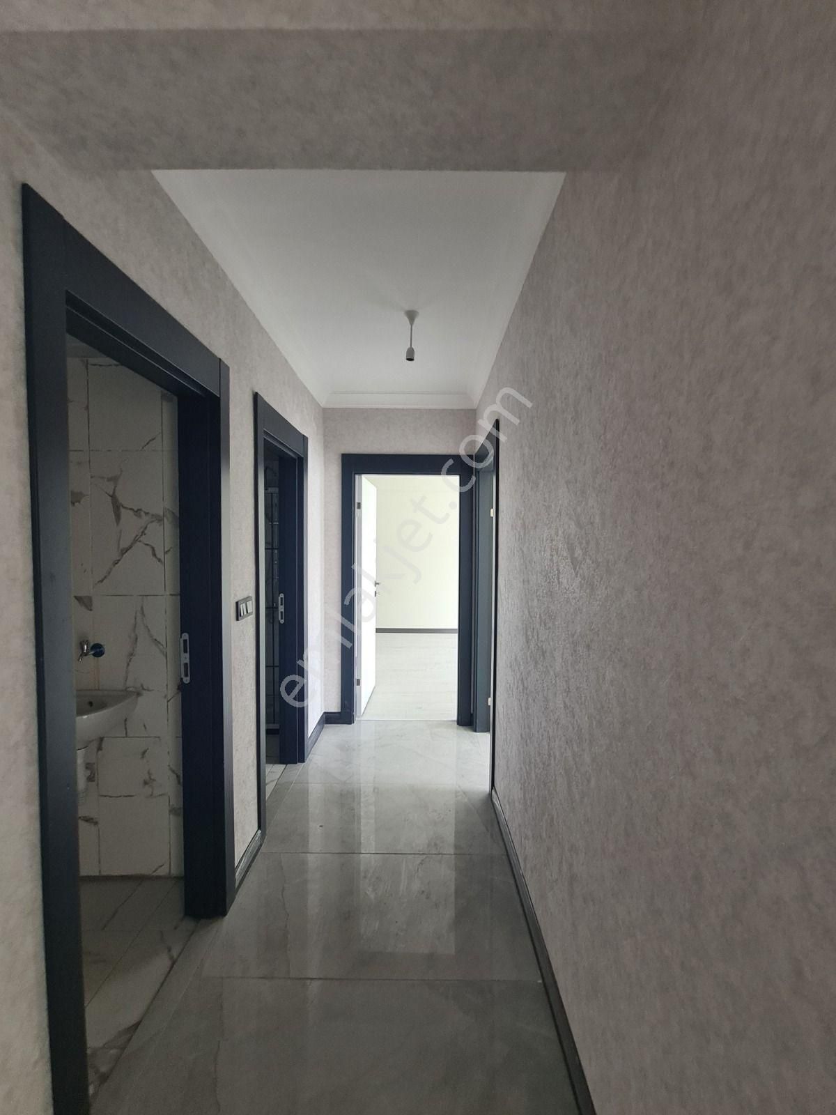 Park Manzaralı 9. Katta Teras Balkon /2 Banyo /sıfır 3+1 - Görsel 14