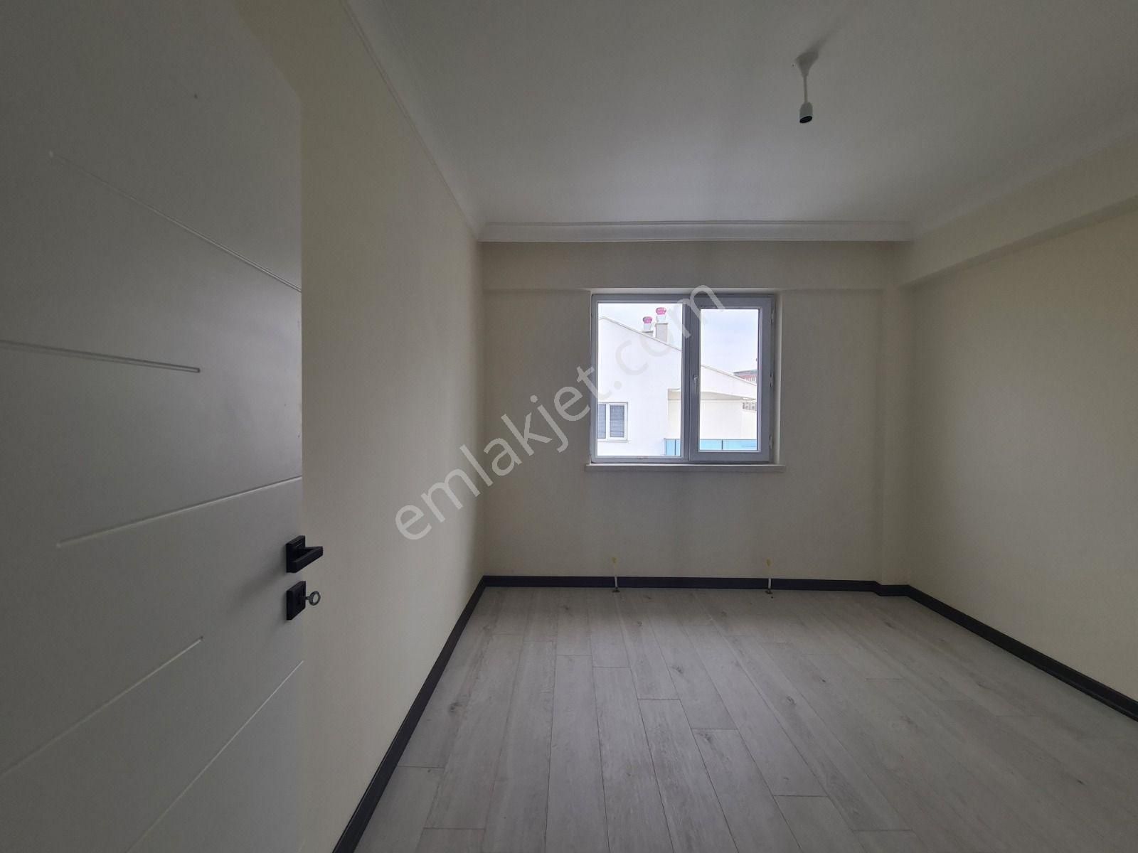 Park Manzaralı 9. Katta Teras Balkon /2 Banyo /sıfır 3+1 - Görsel 23