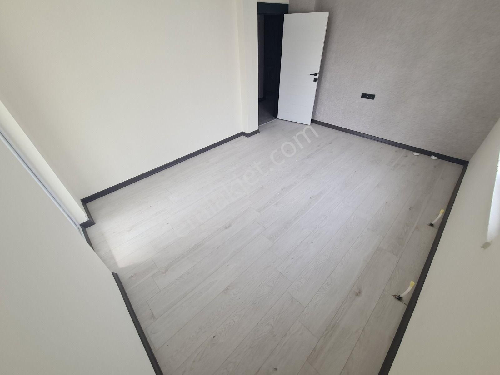 Park Manzaralı 9. Katta Teras Balkon /2 Banyo /sıfır 3+1 - Görsel 19