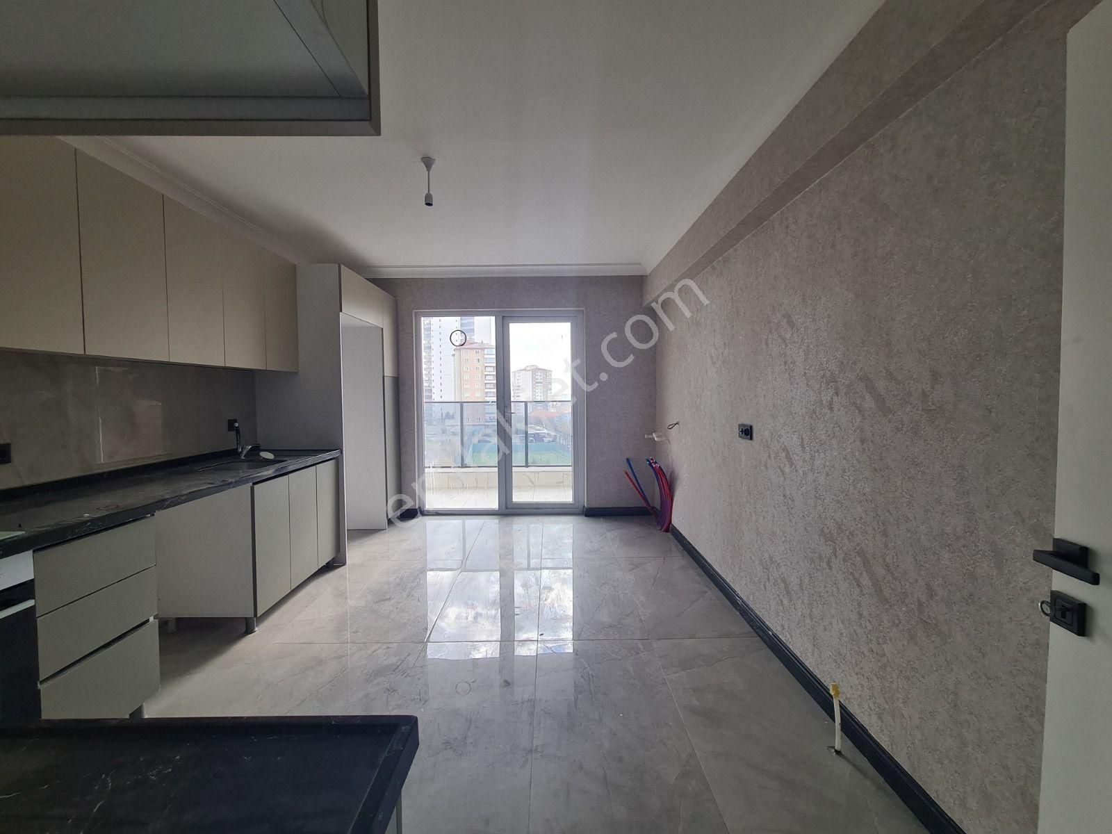 Park Manzaralı 9. Katta Teras Balkon /2 Banyo /sıfır 3+1 - Görsel 2