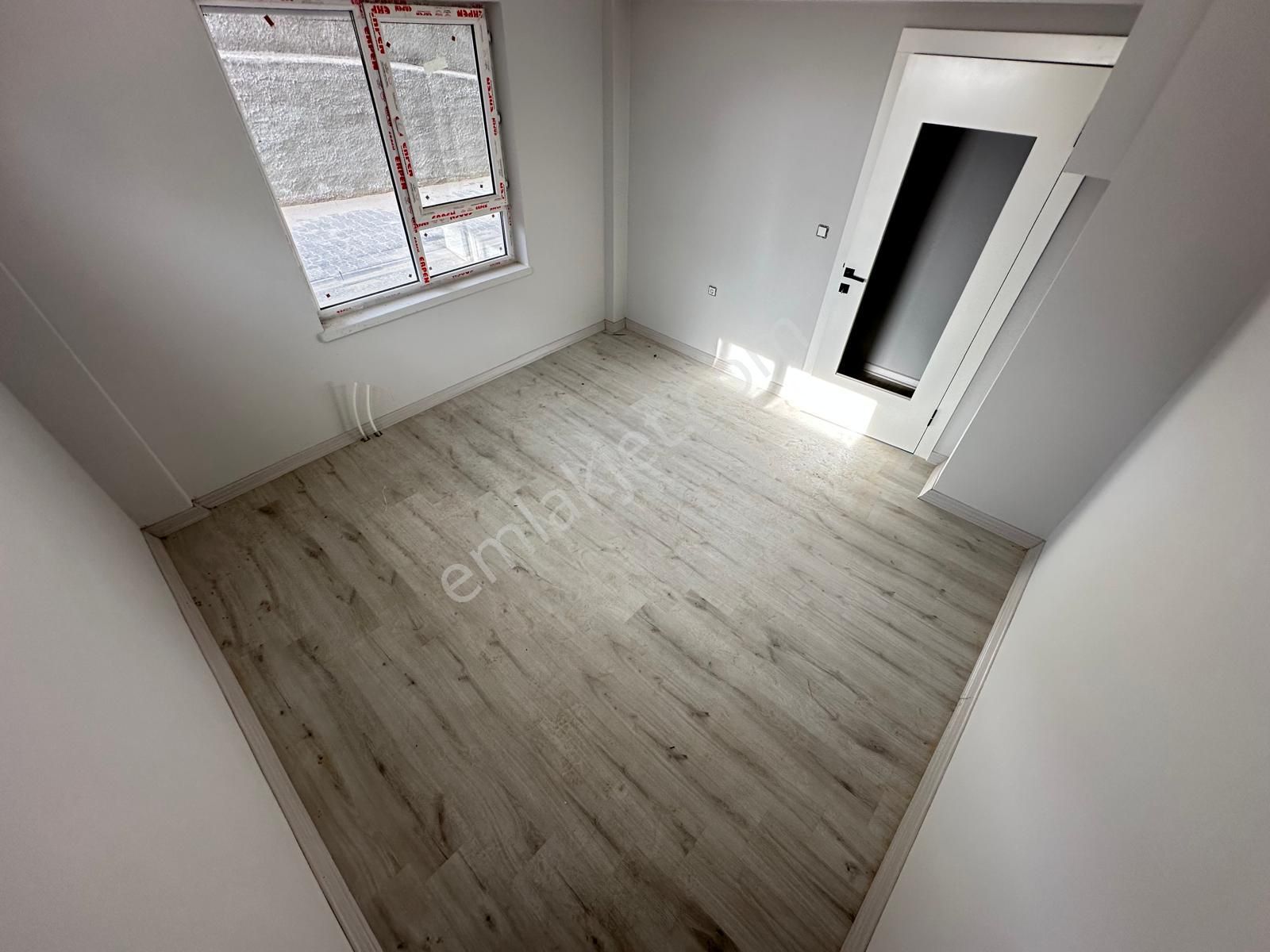 Yenikent Fevzi Çakmakta Ters Dublex 5+1 Lüx Yapılı Satılık Daire - Görsel 14