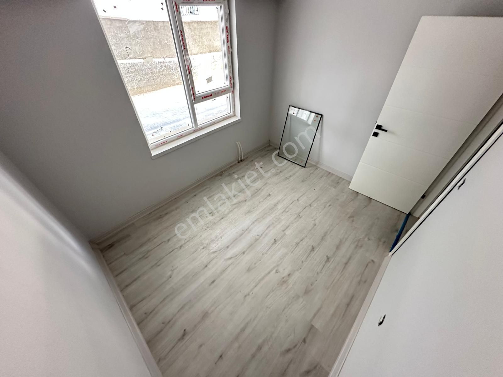 Yenikent Fevzi Çakmakta Ters Dublex 5+1 Lüx Yapılı Satılık Daire - Görsel 19