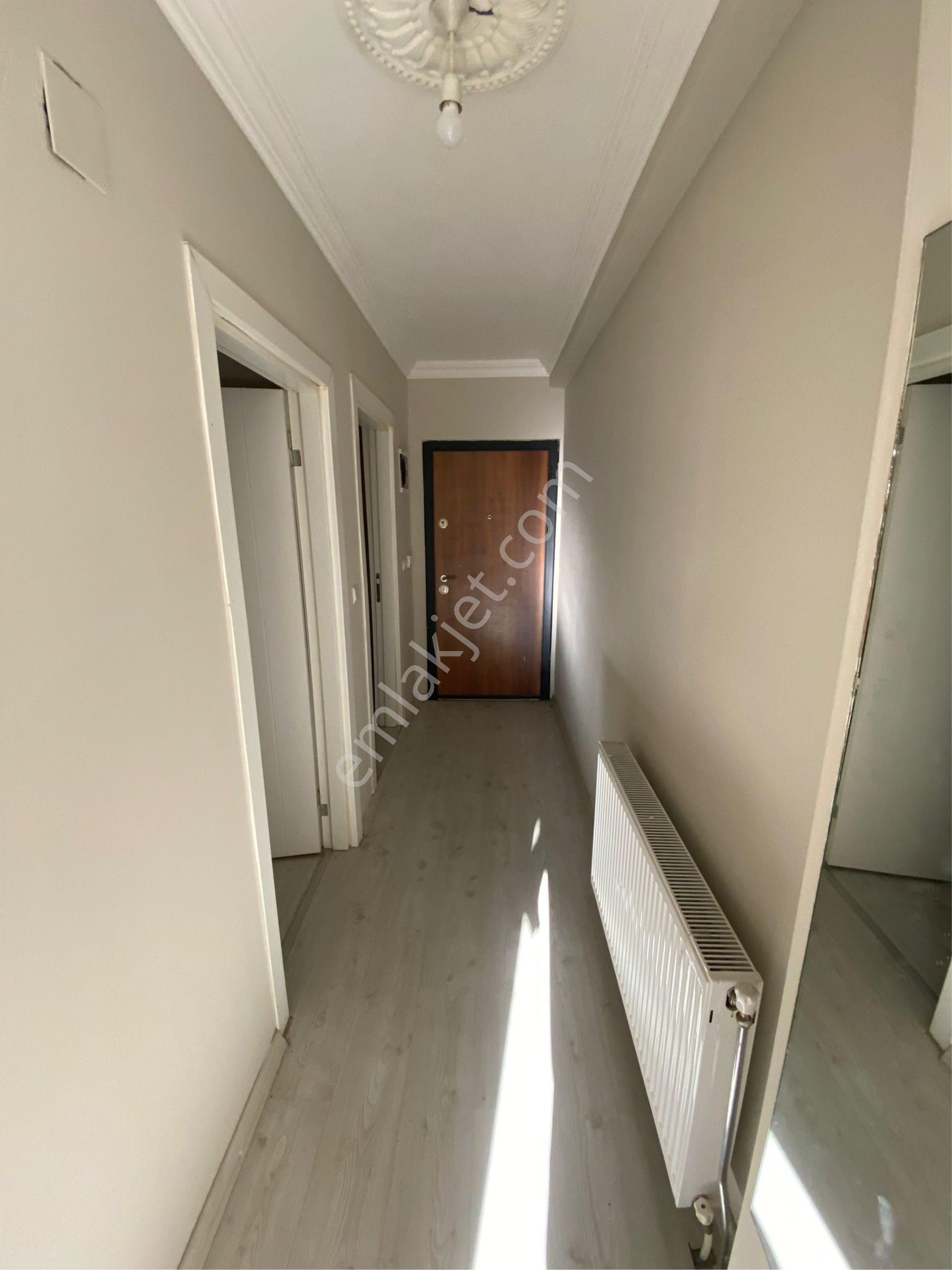 Hürriyet Caddesi Üzeri Kiralık Daire - Görsel 3