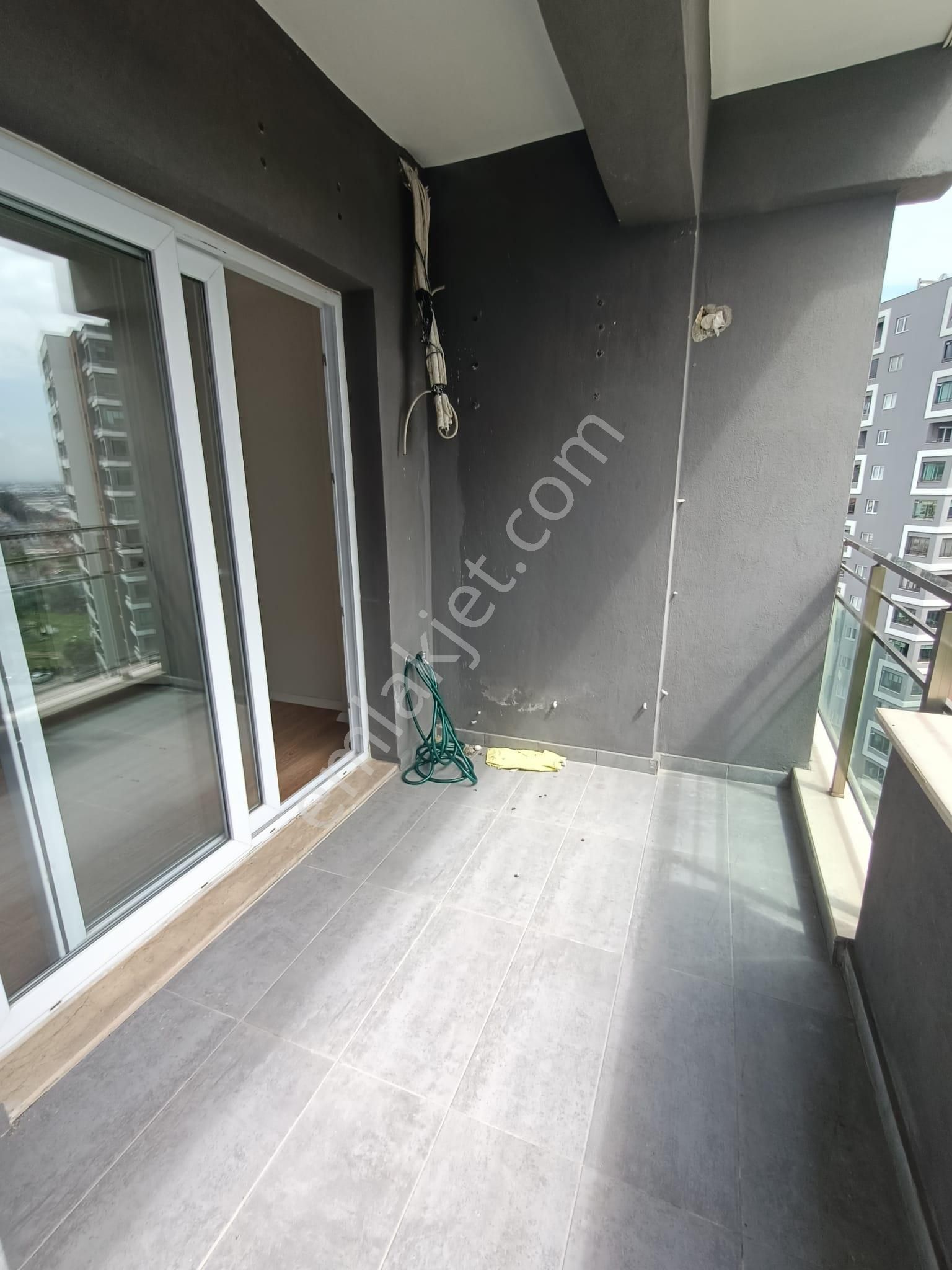 İz'den Oto Center Civarında Site Nizamiye Havuz Dahil Site Konsept - Görsel 10