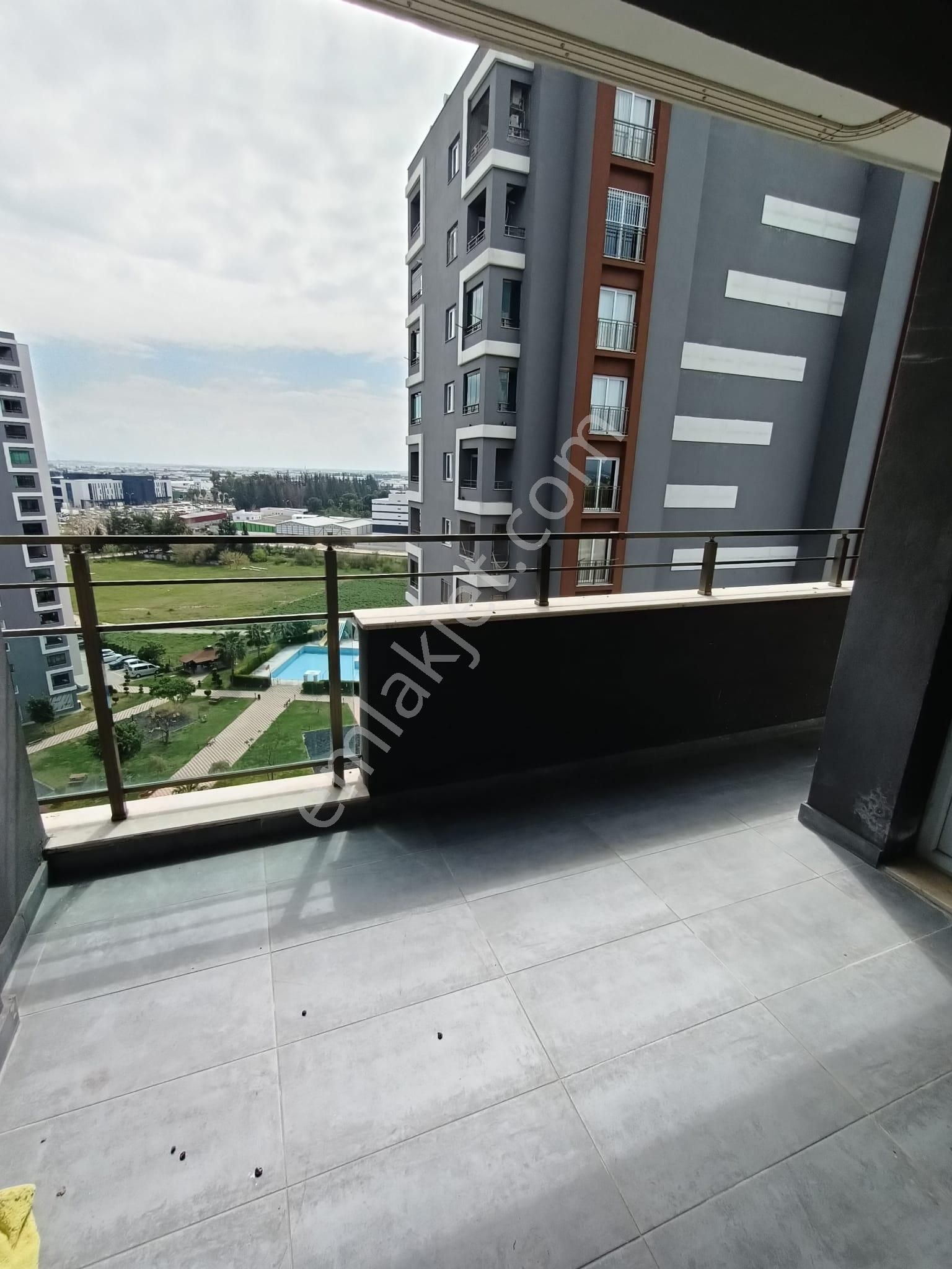 İz'den Oto Center Civarında Site Nizamiye Havuz Dahil Site Konsept - Görsel 14