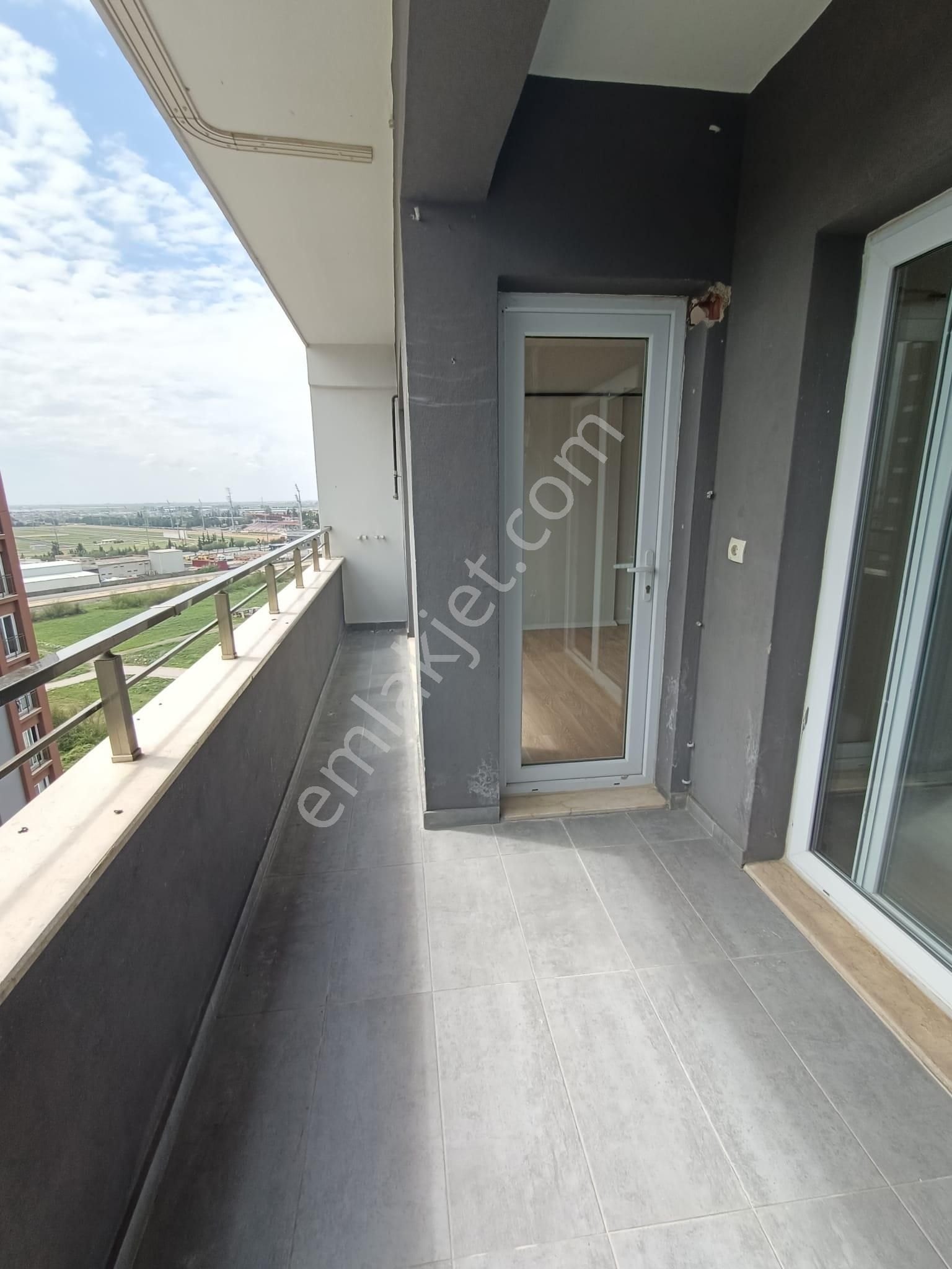 İz'den Oto Center Civarında Site Nizamiye Havuz Dahil Site Konsept - Görsel 13