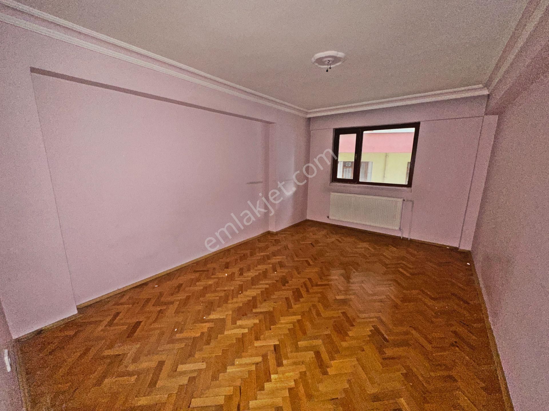 Saimekadın Göbek Yakını Ara Katta Geniş Kullanışlı 3+1 Kiralık Daire - Görsel 15