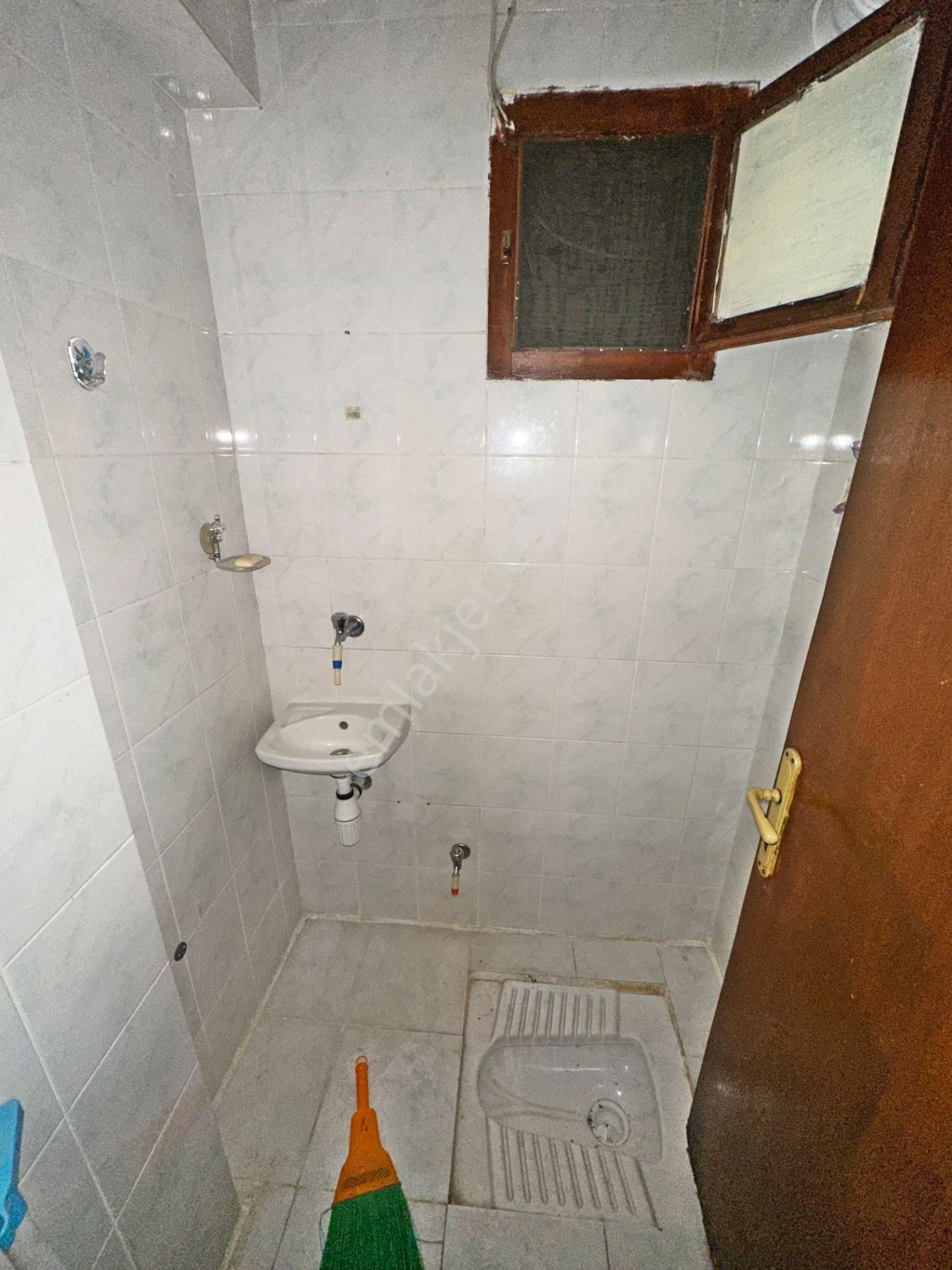 Saimekadın Göbek Yakını Ara Katta Geniş Kullanışlı 3+1 Kiralık Daire - Görsel 8