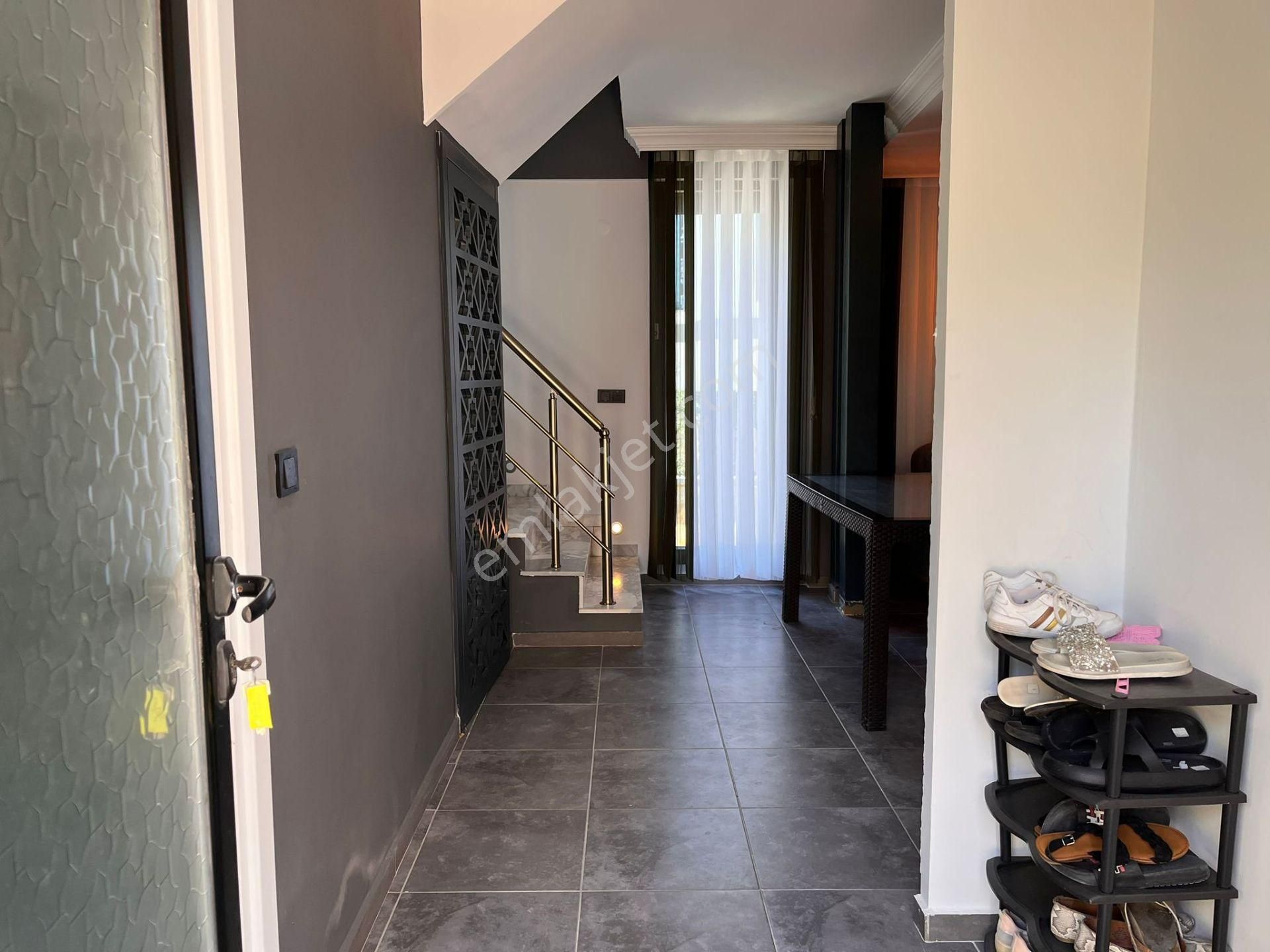 Akbük'de Full Deniz Manzaralı Müstakil Villa - Görsel 11