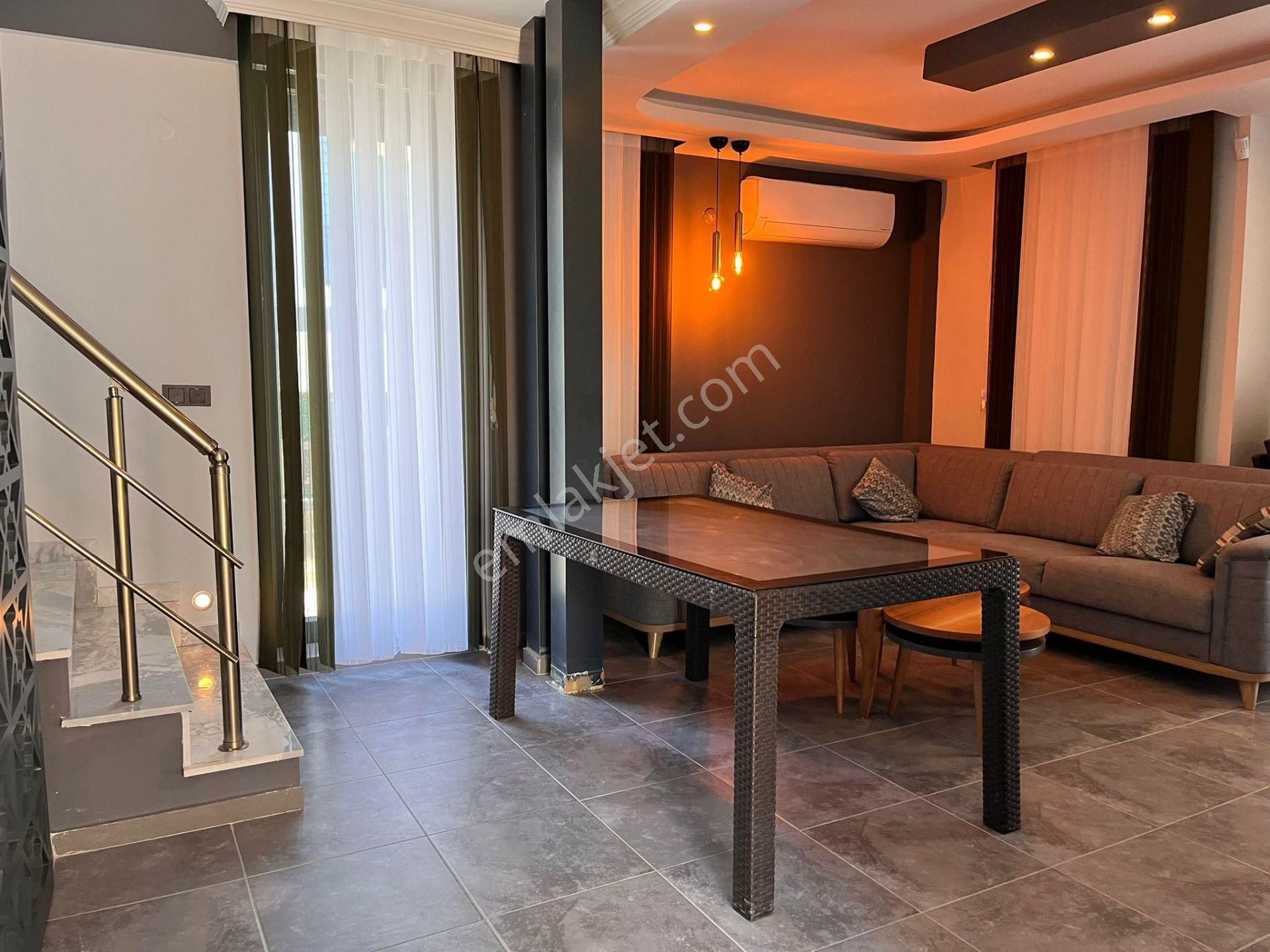 Akbük'de Full Deniz Manzaralı Müstakil Villa - Görsel 7