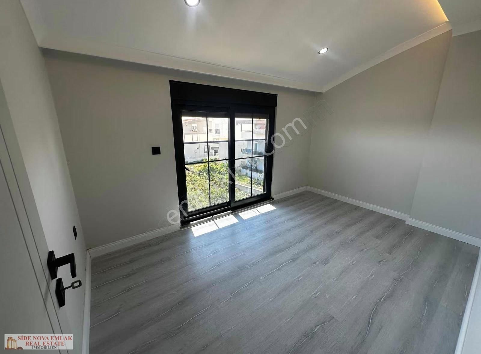 Ilıca'da Satılık Triplex 4+1 - Görsel 14
