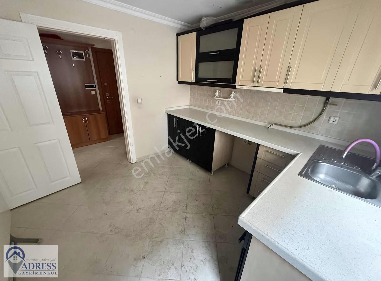 Adress Den Geniş M2 Çift Balkonlu Boş Daire - Görsel 28