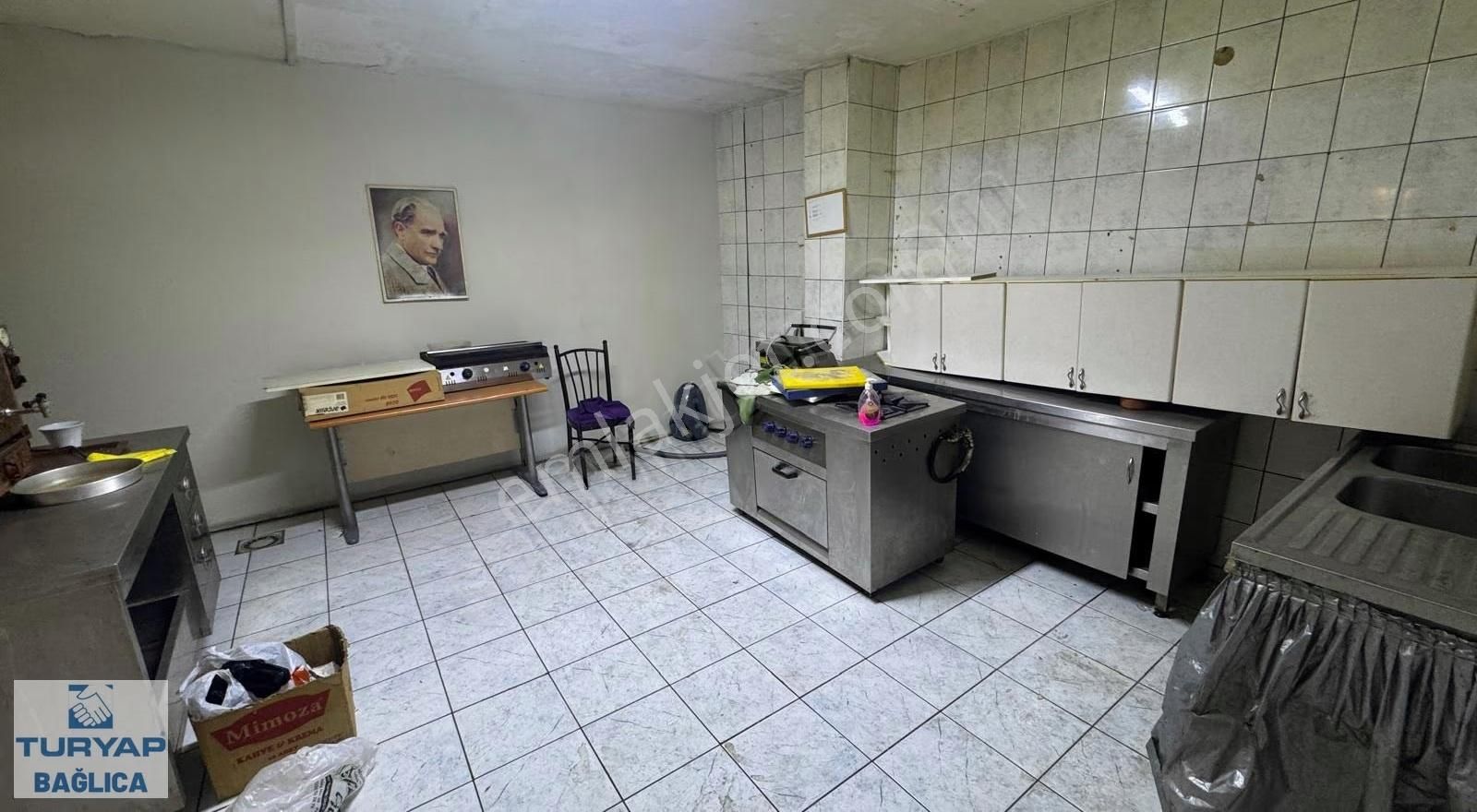 Libya Cad. 1.katta 250 M2 Mutfaklı Çift Wc Li Kombili İşyeri - Görsel 6