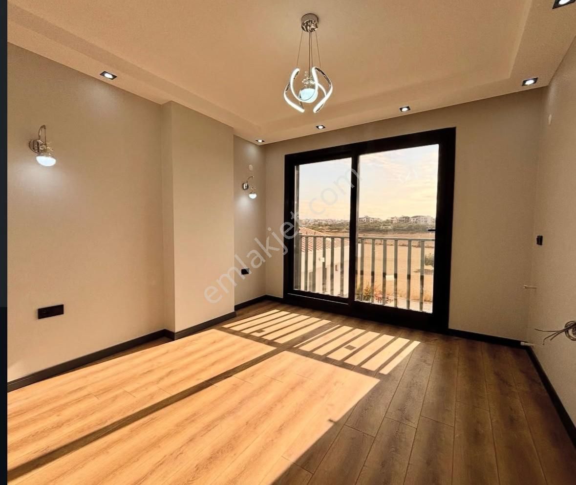 Didim Hisar Mah. 300m2 Arsa İçinde 3+1 Açık Mutfaklı Havuzlu İkiz Birleşik Villamız Satışdadır - Görsel 30