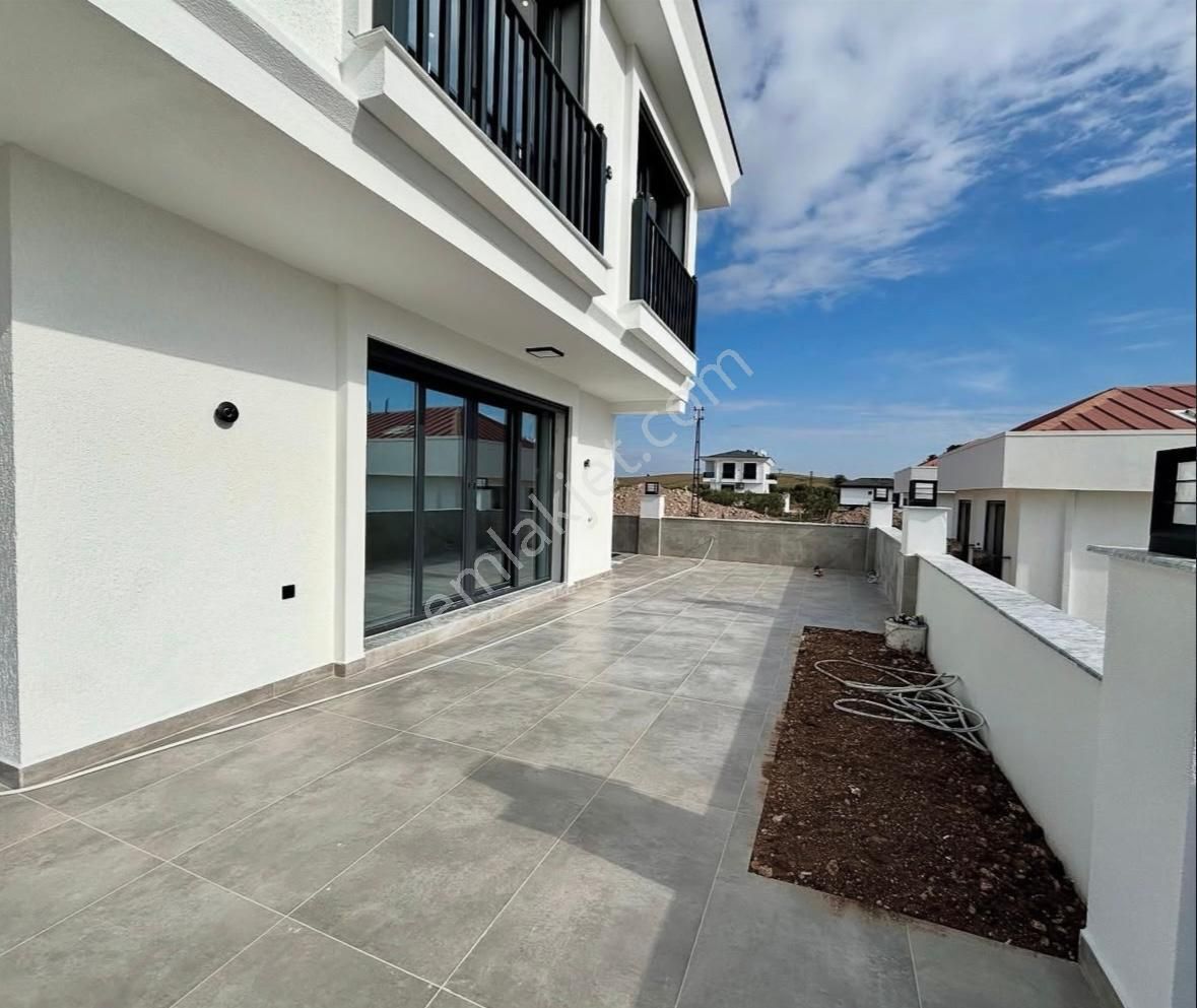 Didim Hisar Mah. 300m2 Arsa İçinde 3+1 Açık Mutfaklı Havuzlu İkiz Birleşik Villamız Satışdadır - Görsel 21