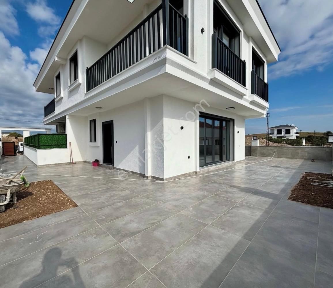 Didim Hisar Mah. 300m2 Arsa İçinde 3+1 Açık Mutfaklı Havuzlu İkiz Birleşik Villamız Satışdadır - Görsel 5