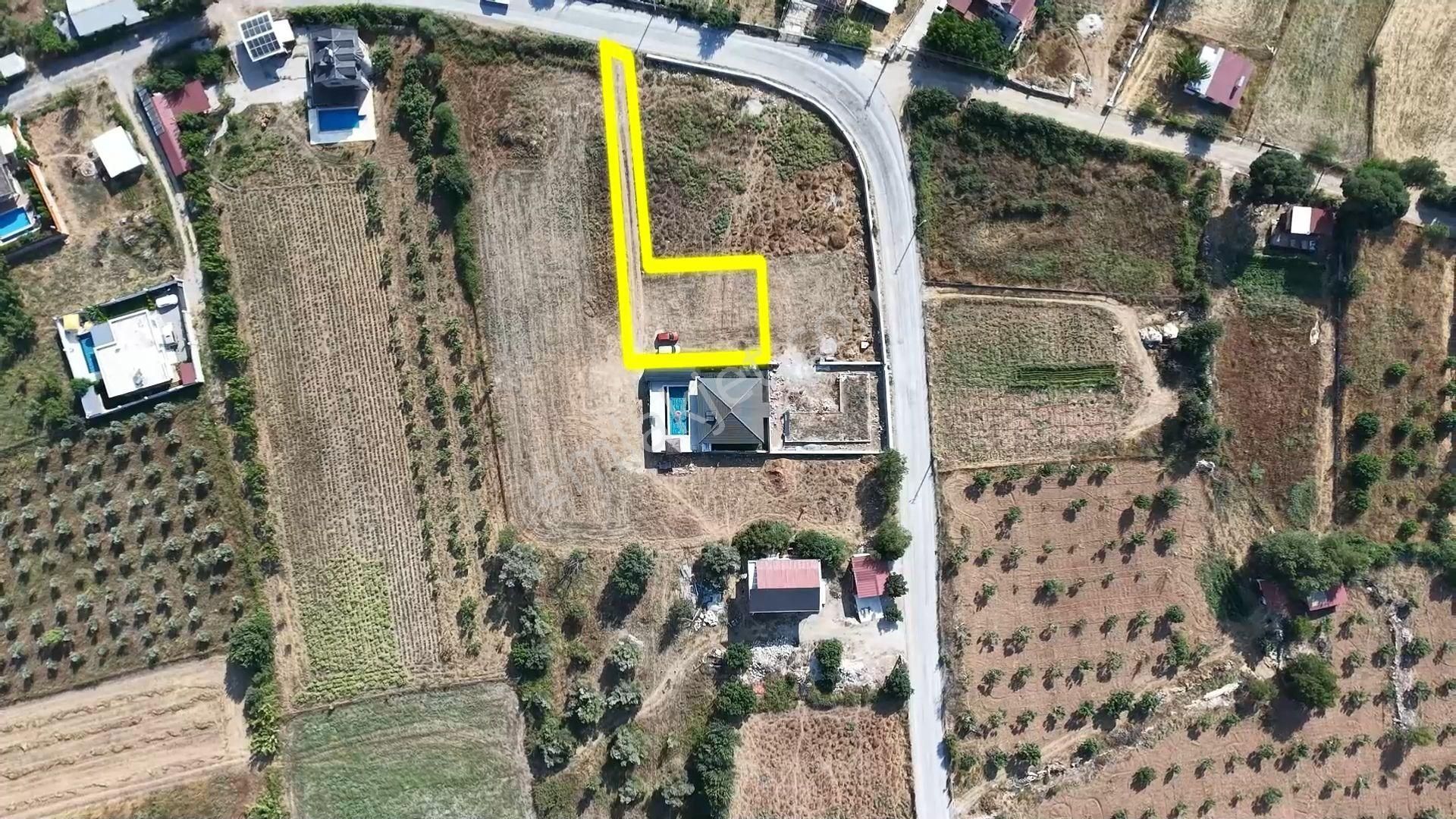 Fethiye İncirköy'de Villalar Bölgesinde Satılık 450m2 Tarla