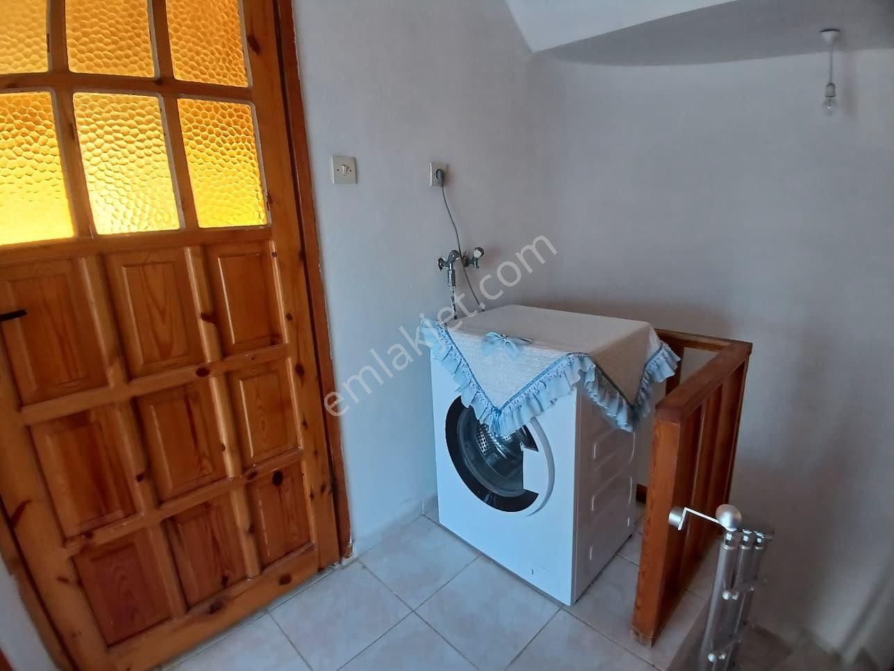 Merkezi Konumlu Denize Yürüme Mesafeli İkiz Villa - Görsel 28