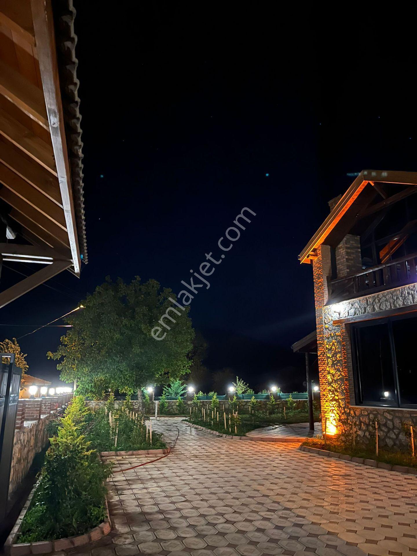 Satılık Lüx Taş Yapı Villa - Görsel 18