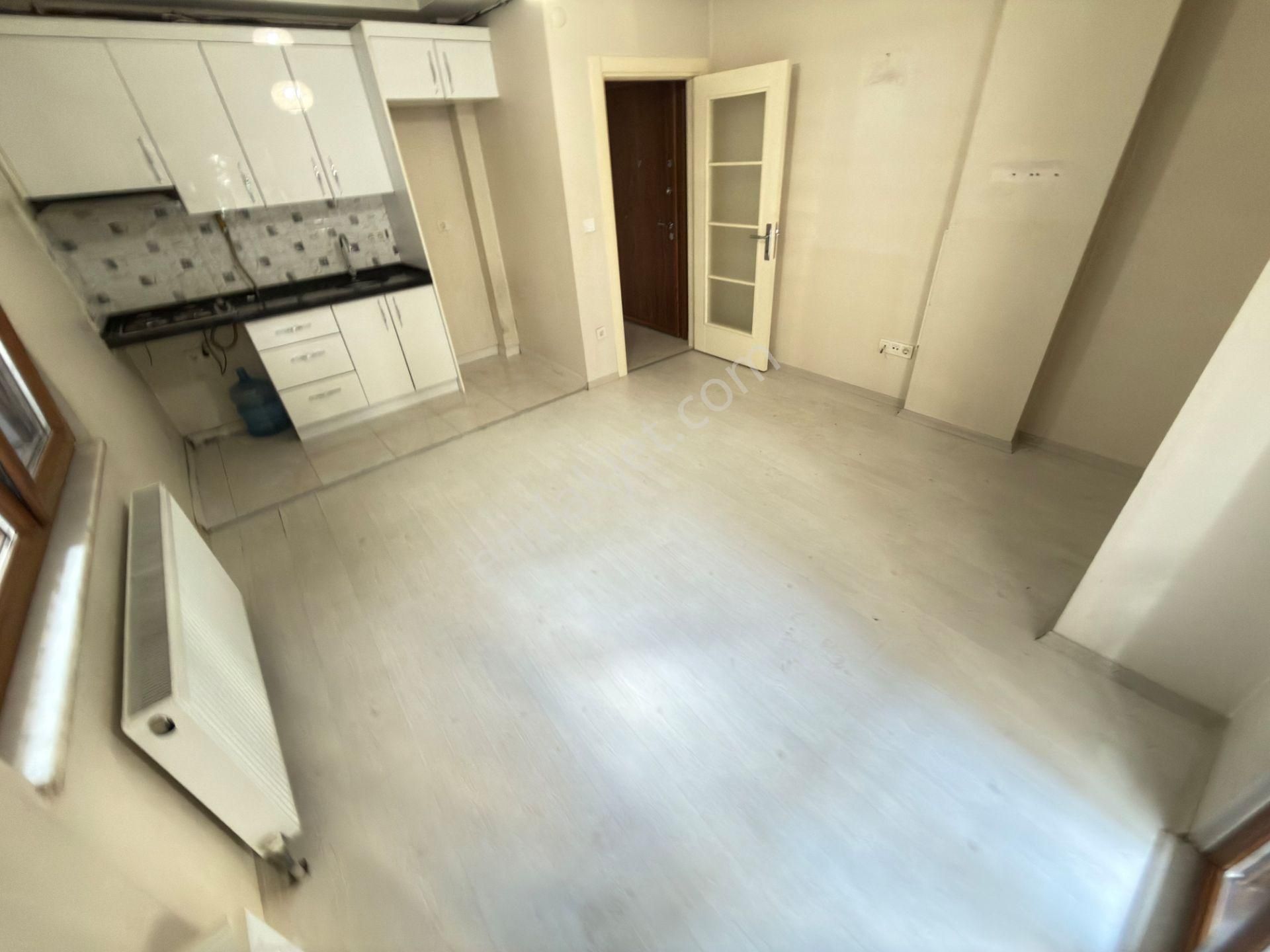 Maltepe Adatepe Işıklara Yakın, 50 M2 1+1 Satılık Daire - Görsel 8