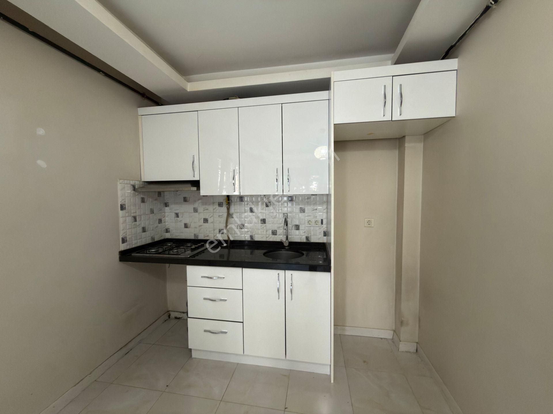 Maltepe Adatepe Işıklara Yakın, 50 M2 1+1 Satılık Daire - Görsel 6