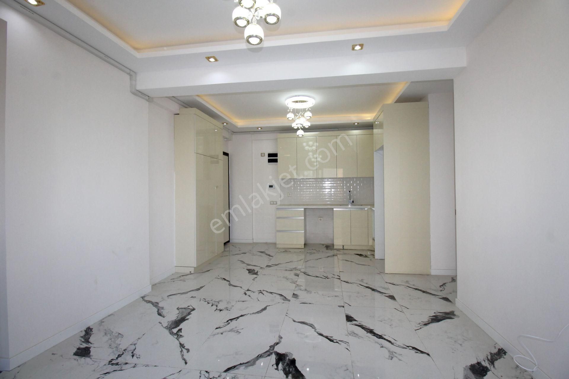 Retro’dan Modern Tasarım Ve Modern Mimarı İle Aradığınızı Bulacağınız Lüks 3+1