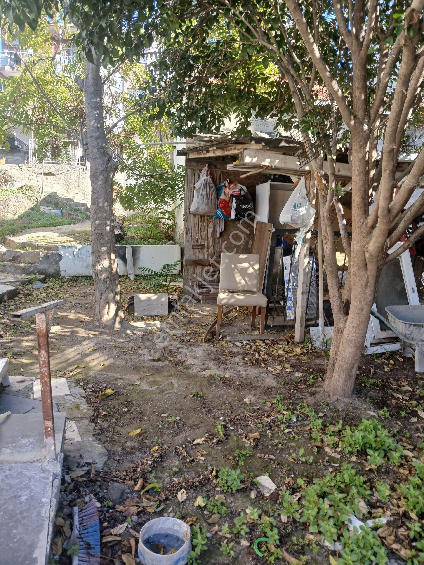 Karabaglar Cennet Çeşme Mah Satılık Müstakil 330m2 - Görsel 15