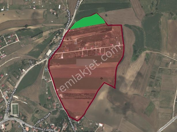 Silivri Akören De 7500 M2 Satlık Köye Yakın Tarla