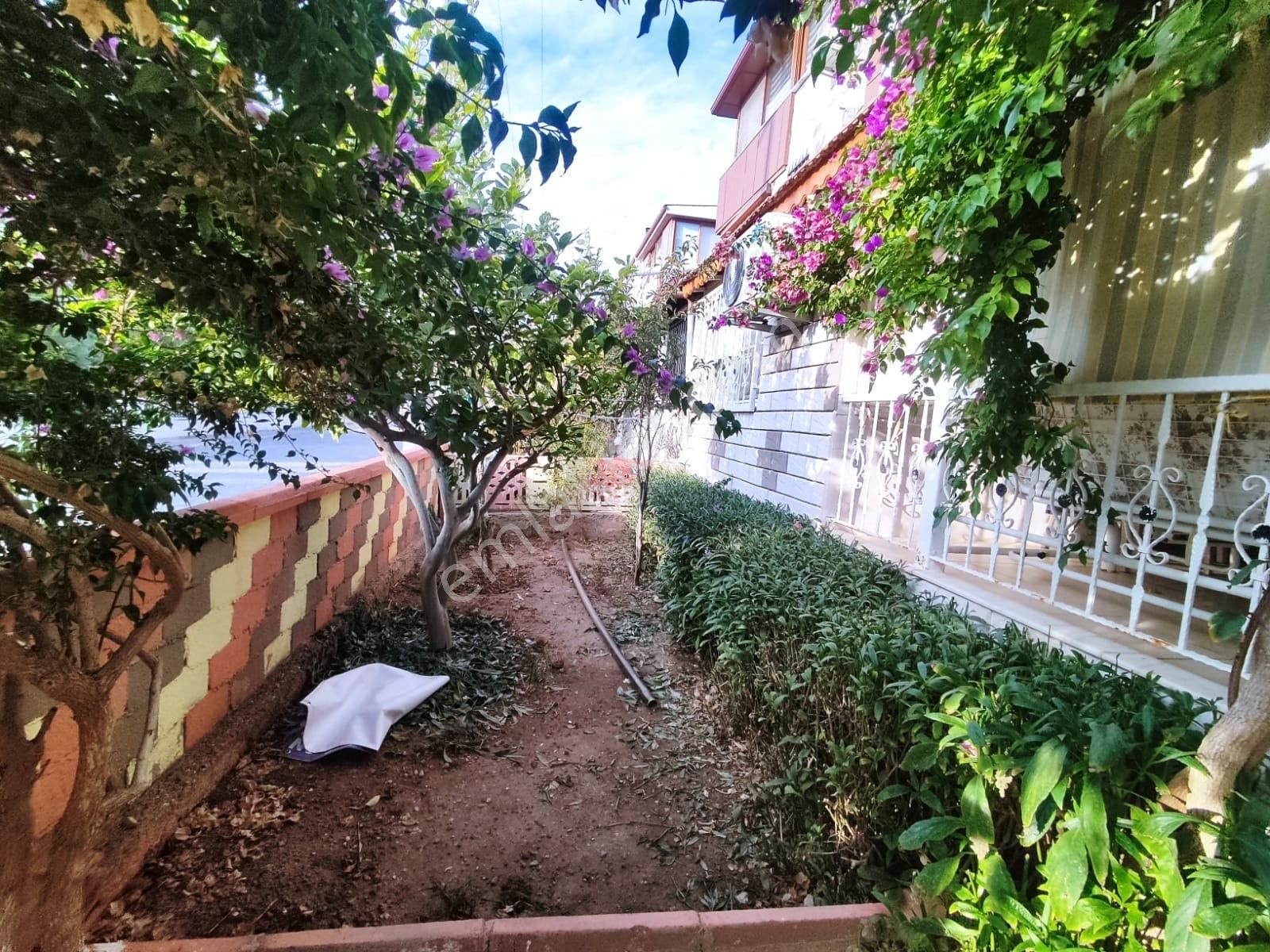 Didim Akbük Te Satılık Köşe Konum Geniş Bahçeli Yazlık - Görsel 32