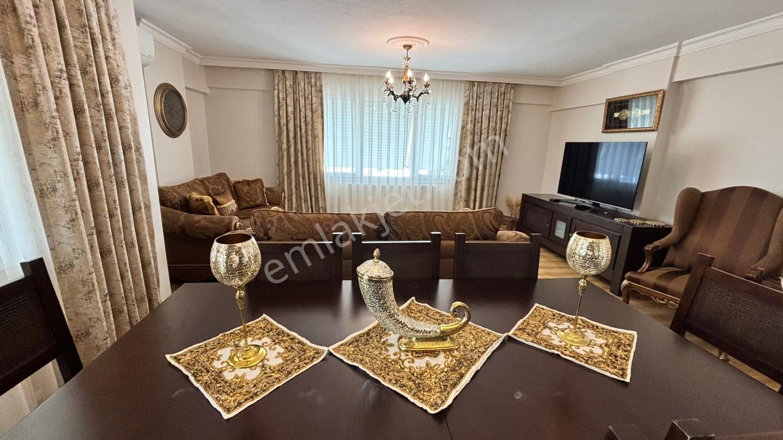 Bornova Katlı Otopark Ve Pazar Yanında, Bakımlı, 175 M² 3+1 - Görsel 5