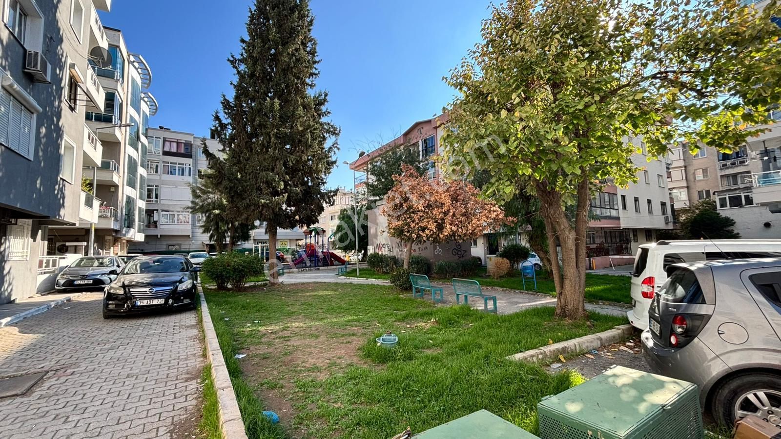 Bornova Katlı Otopark Ve Pazar Yanında, Bakımlı, 175 M² 3+1 - Görsel 31