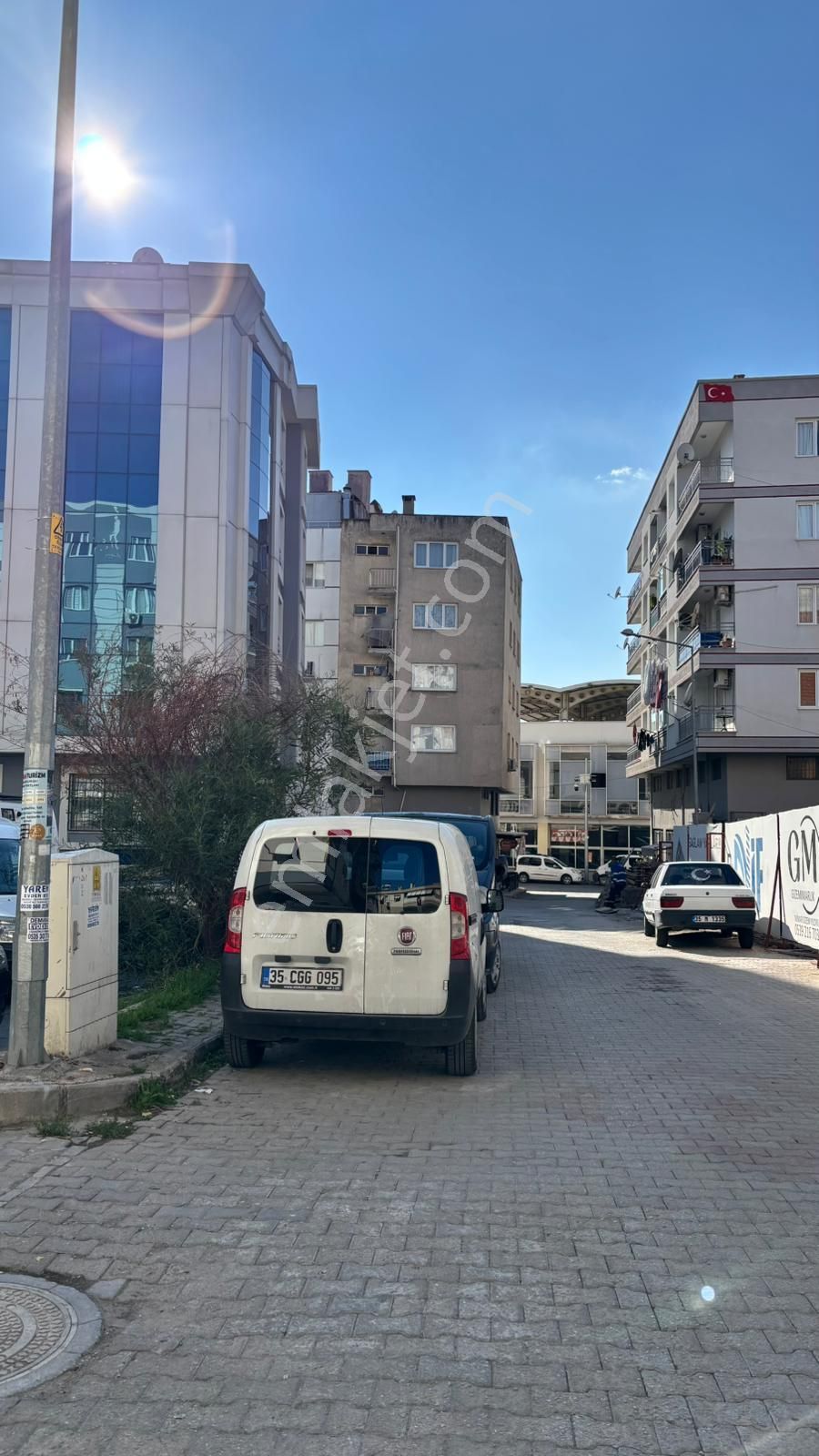 Bornova Katlı Otopark Ve Pazar Yanında, Bakımlı, 175 M² 3+1 - Görsel 32