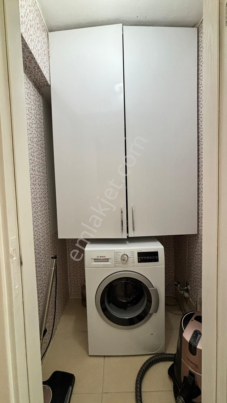 Bornova Katlı Otopark Ve Pazar Yanında, Bakımlı, 175 M² 3+1 - Görsel 18