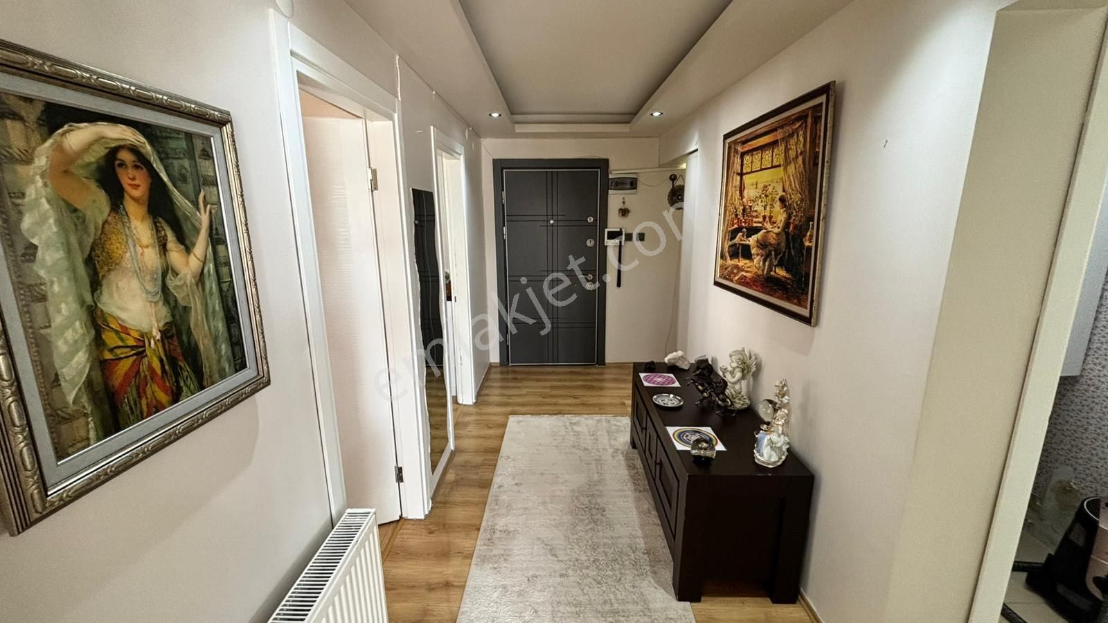 Bornova Katlı Otopark Ve Pazar Yanında, Bakımlı, 175 M² 3+1 - Görsel 25