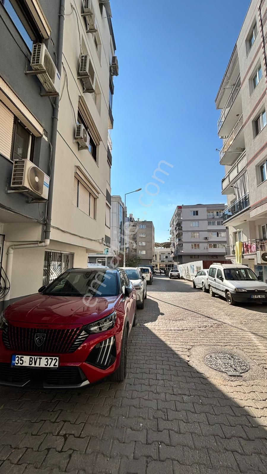 Bornova Katlı Otopark Ve Pazar Yanında, Bakımlı, 175 M² 3+1 - Görsel 30