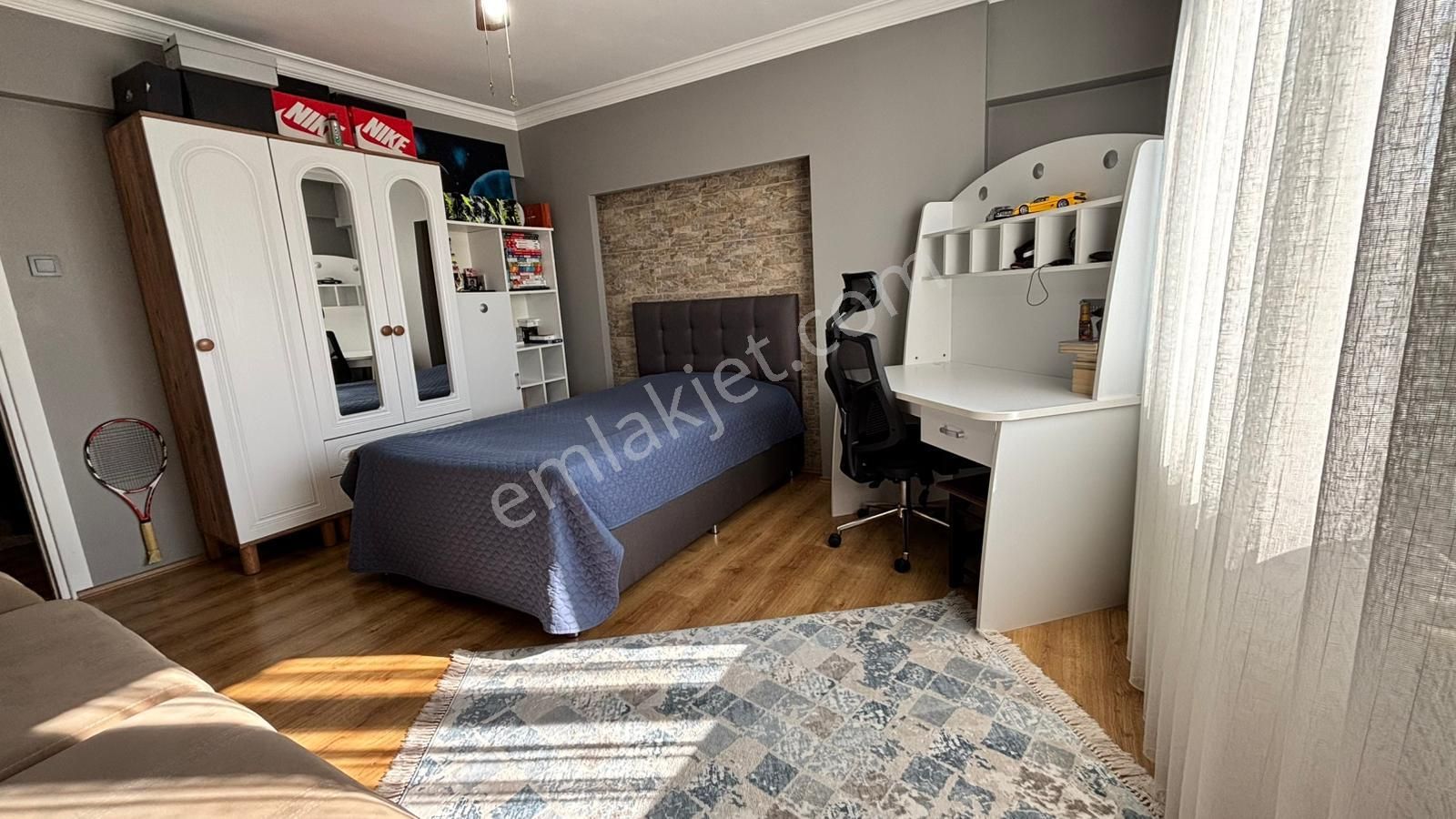 Bornova Katlı Otopark Ve Pazar Yanında, Bakımlı, 175 M² 3+1 - Görsel 14