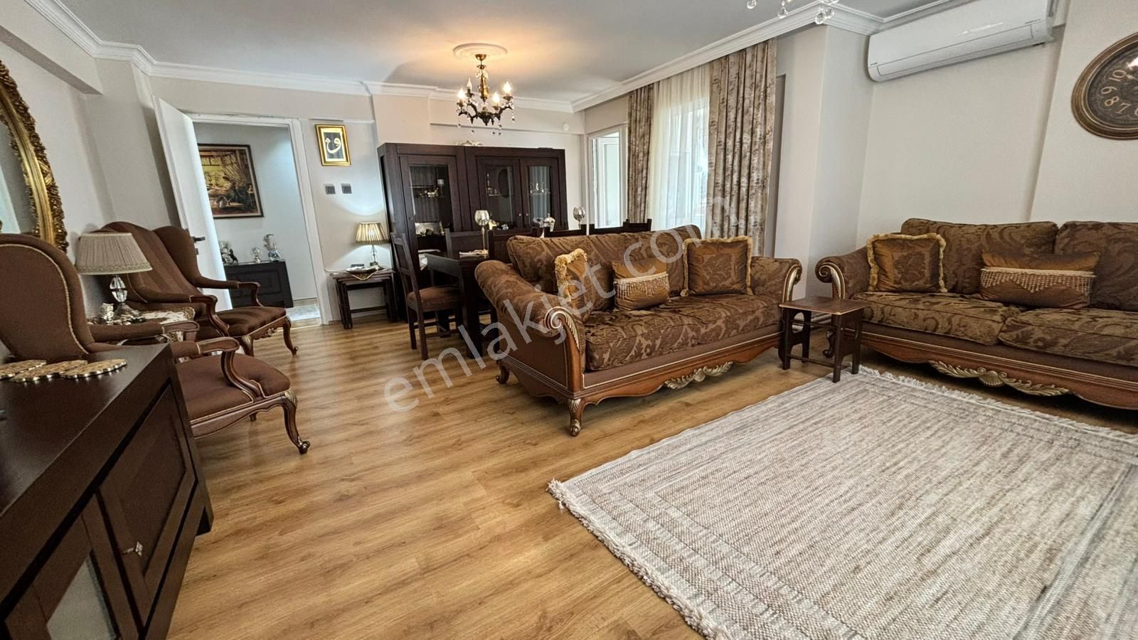 Bornova Katlı Otopark Ve Pazar Yanında, Bakımlı, 175 M² 3+1 - Görsel 2