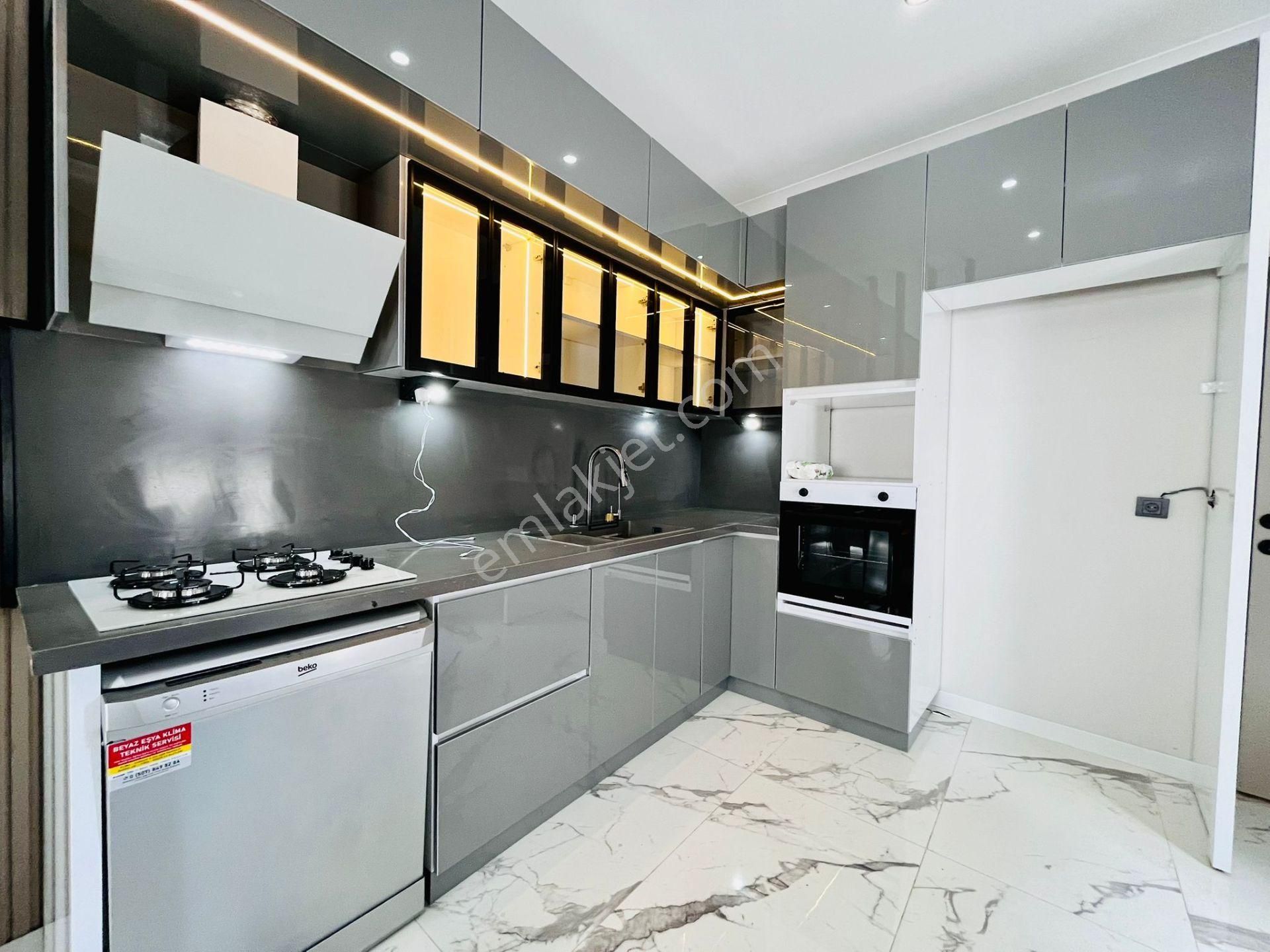 Yükselden Satılık Hayattan Keyif Almak İçin Kızılkeçilide 1+1 Lüx Villa