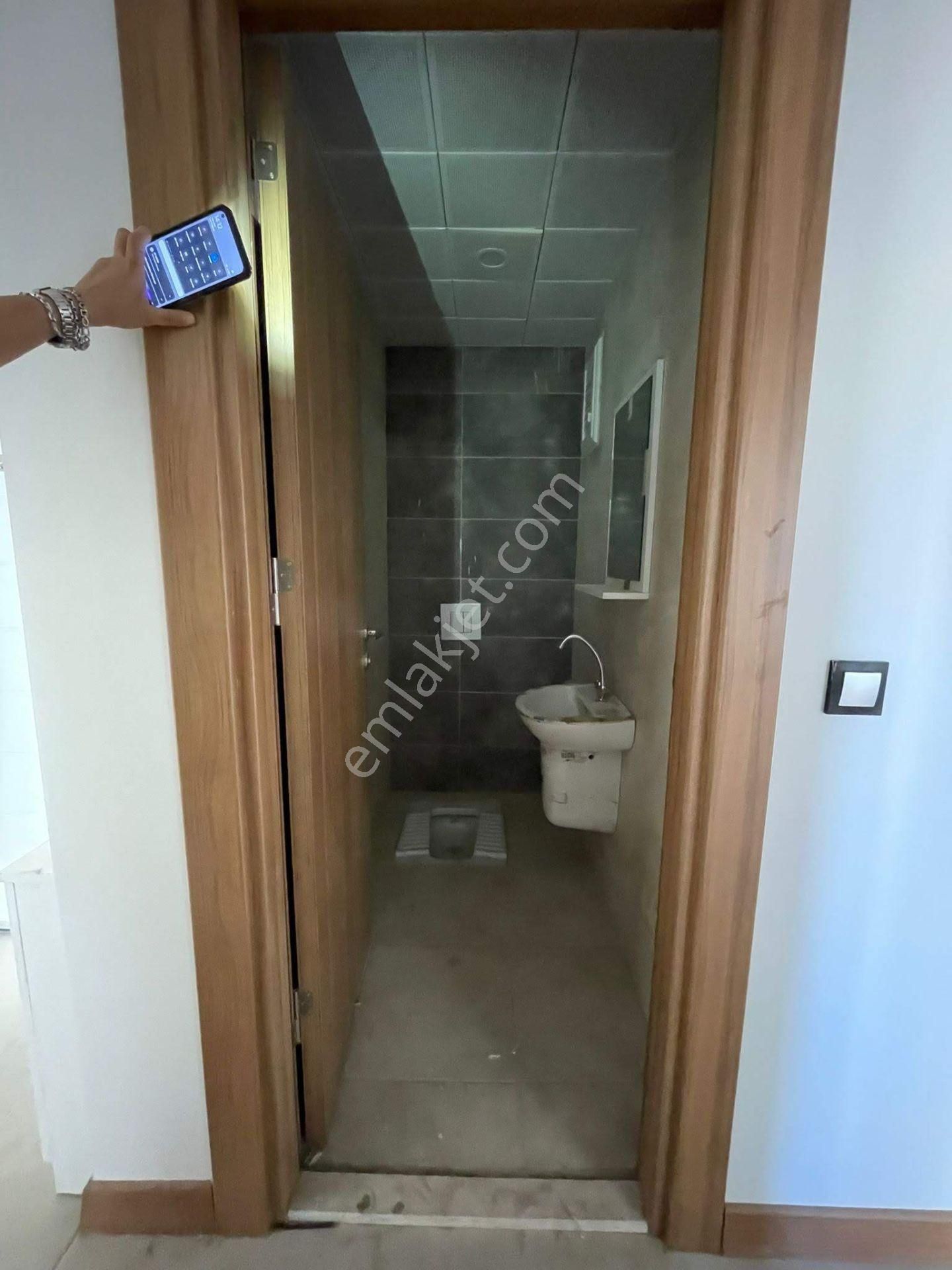 Esenler Selçuklu Toki Konutların'da Satılık 2+1 Boş Daire - Görsel 4