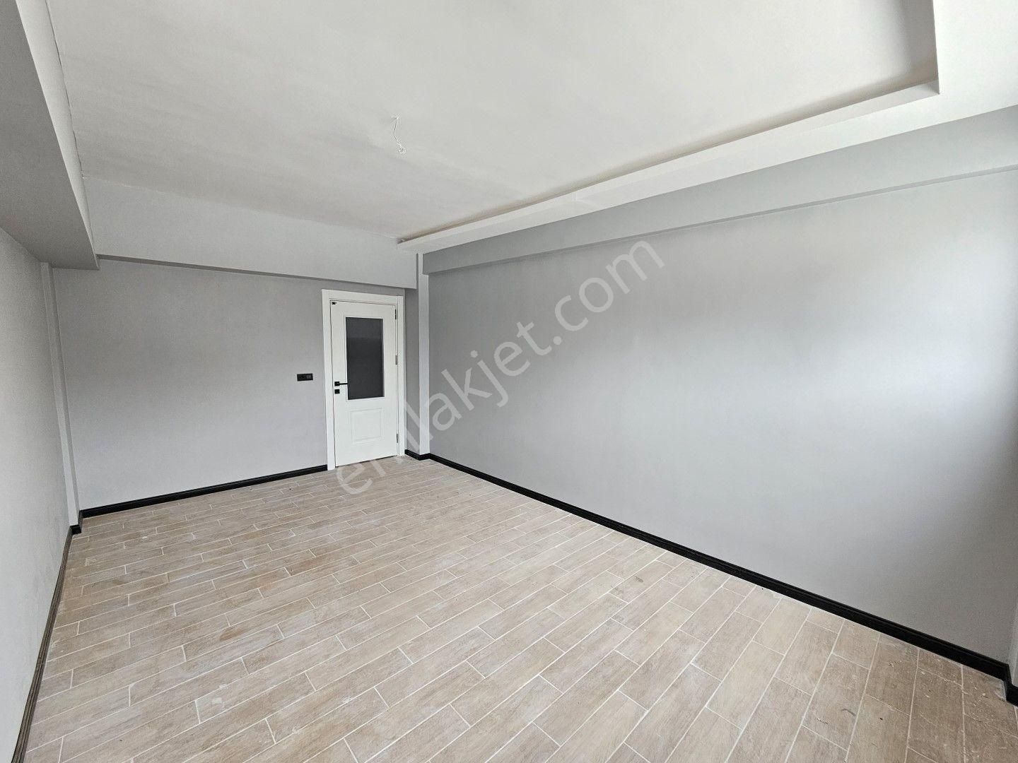 İşyapar Gayrimenkul’den Kosova Mahallesinde Villa Konseptinde 5+1 Tripleks Daire - Görsel 45