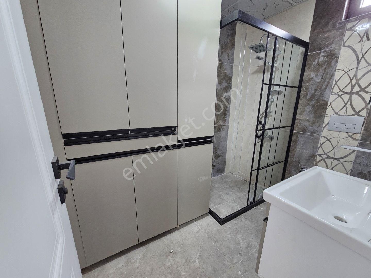 İşyapar Gayrimenkul’den Kosova Mahallesinde Villa Konseptinde 5+1 Tripleks Daire - Görsel 38