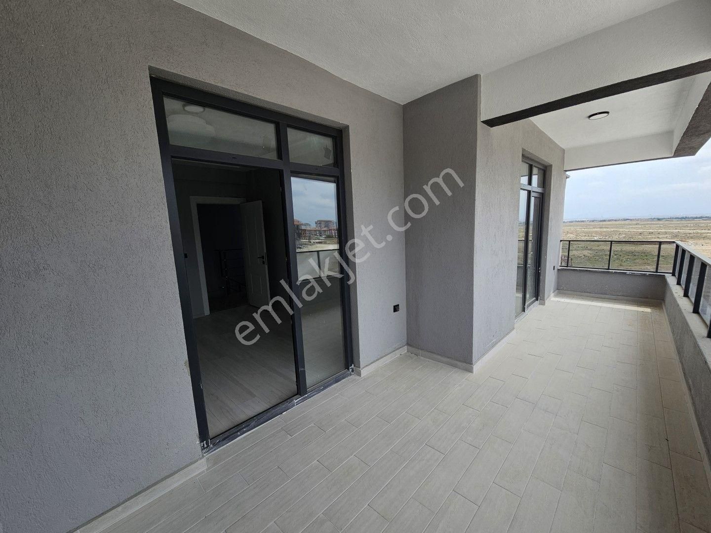 İşyapar Gayrimenkul’den Kosova Mahallesinde Villa Konseptinde 5+1 Tripleks Daire - Görsel 37