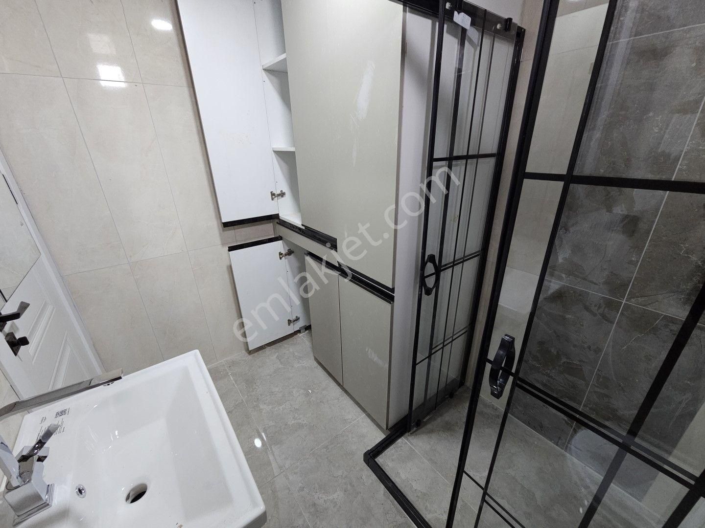 İşyapar Gayrimenkul’den Kosova Mahallesinde Villa Konseptinde 5+1 Tripleks Daire - Görsel 42